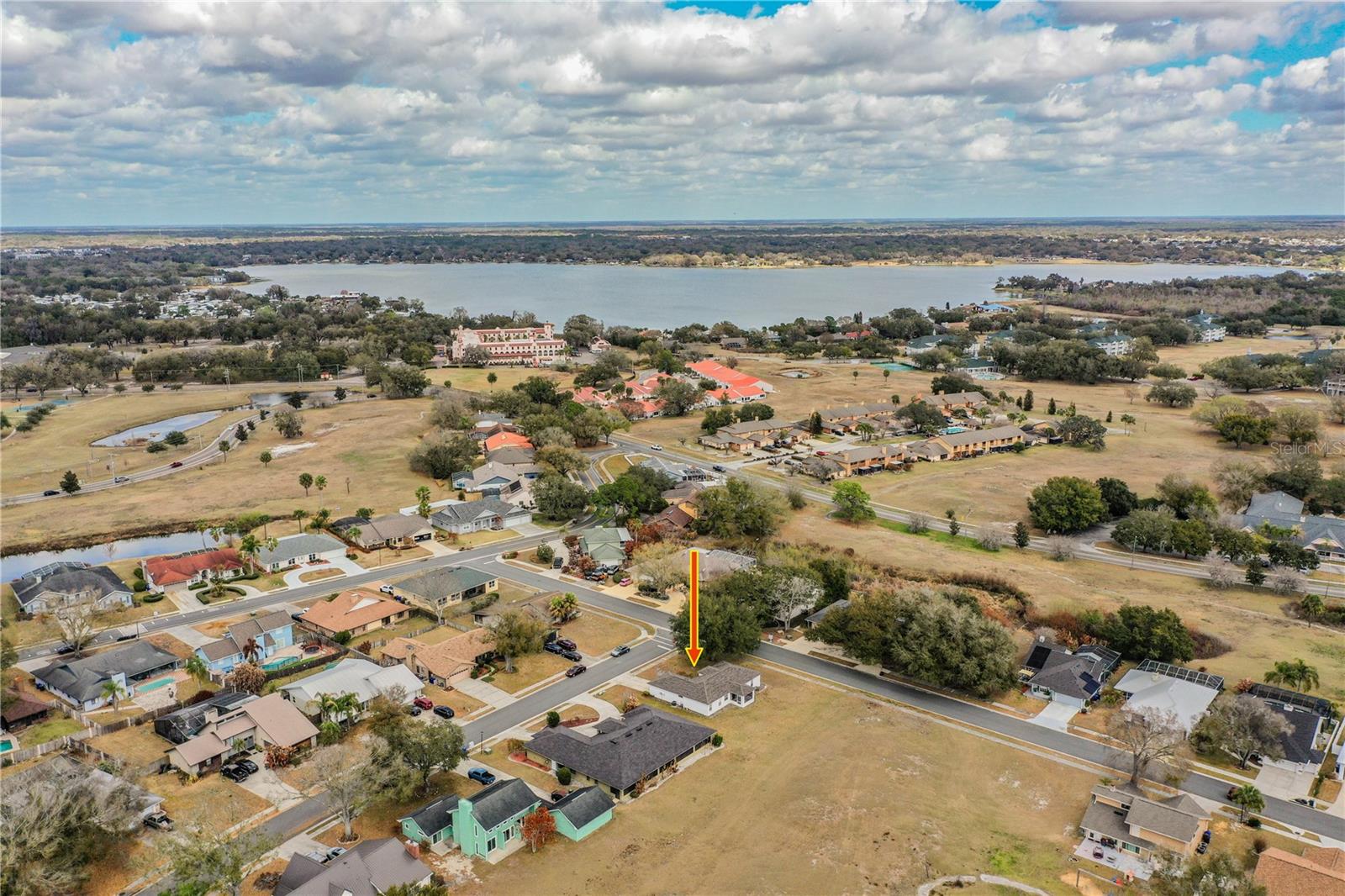 WEDGEWOOD GOLF & COUNTRY CLUB PH 01 - Residential