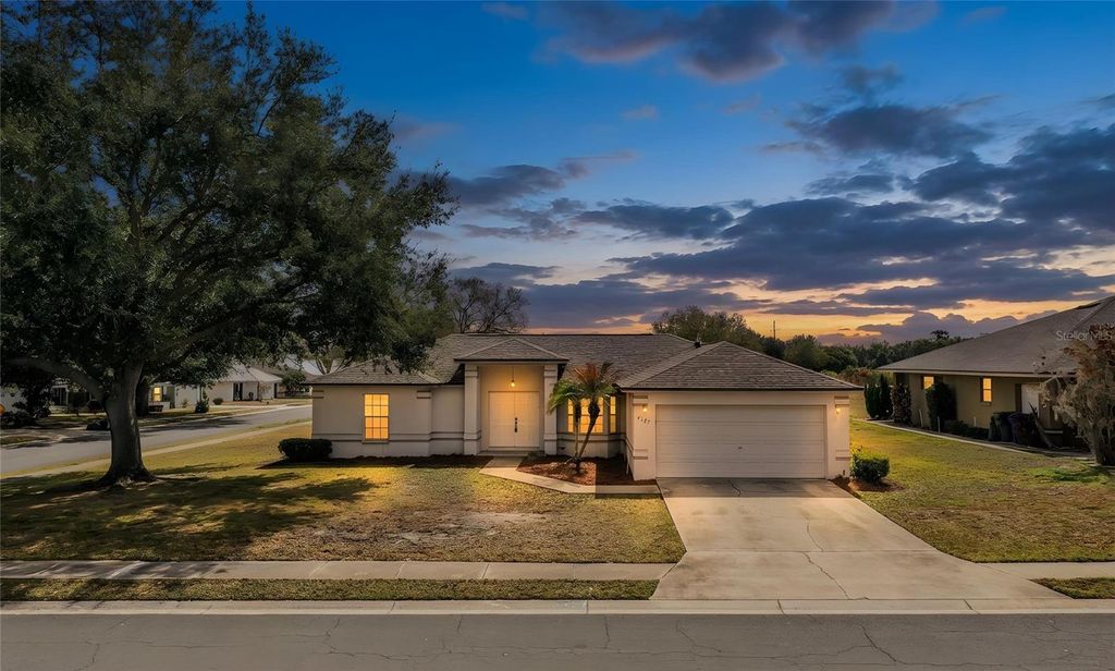 Photo of 4127 Chelsea Lane, Lakeland, FL 33809 (MLS # L4959537)