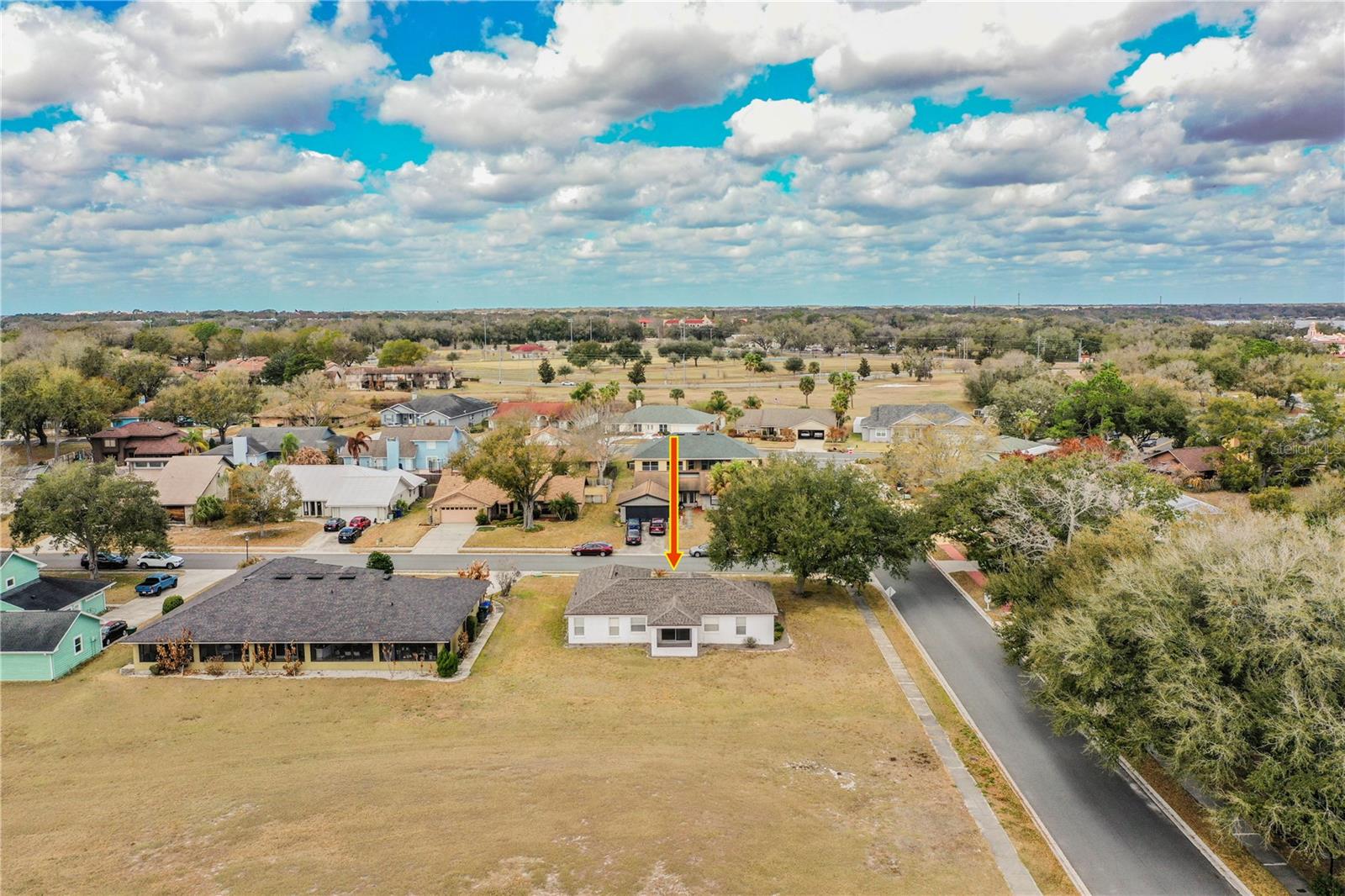 WEDGEWOOD GOLF & COUNTRY CLUB PH 01 - Residential