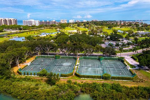 A home in LONGBOAT KEY