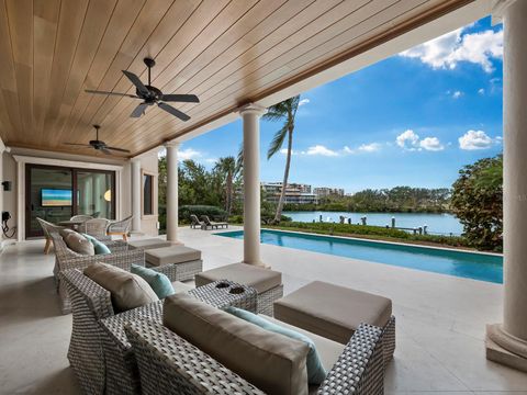 A home in LONGBOAT KEY