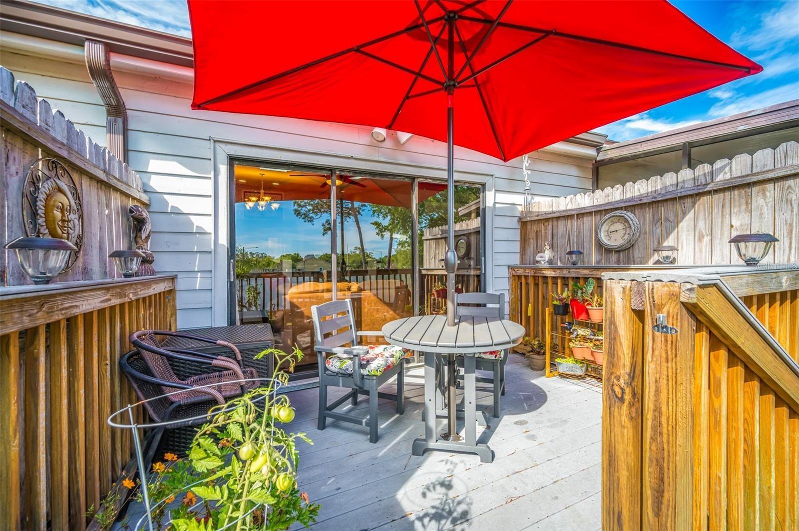 LAKE FOREST CONDO - Residential Lease