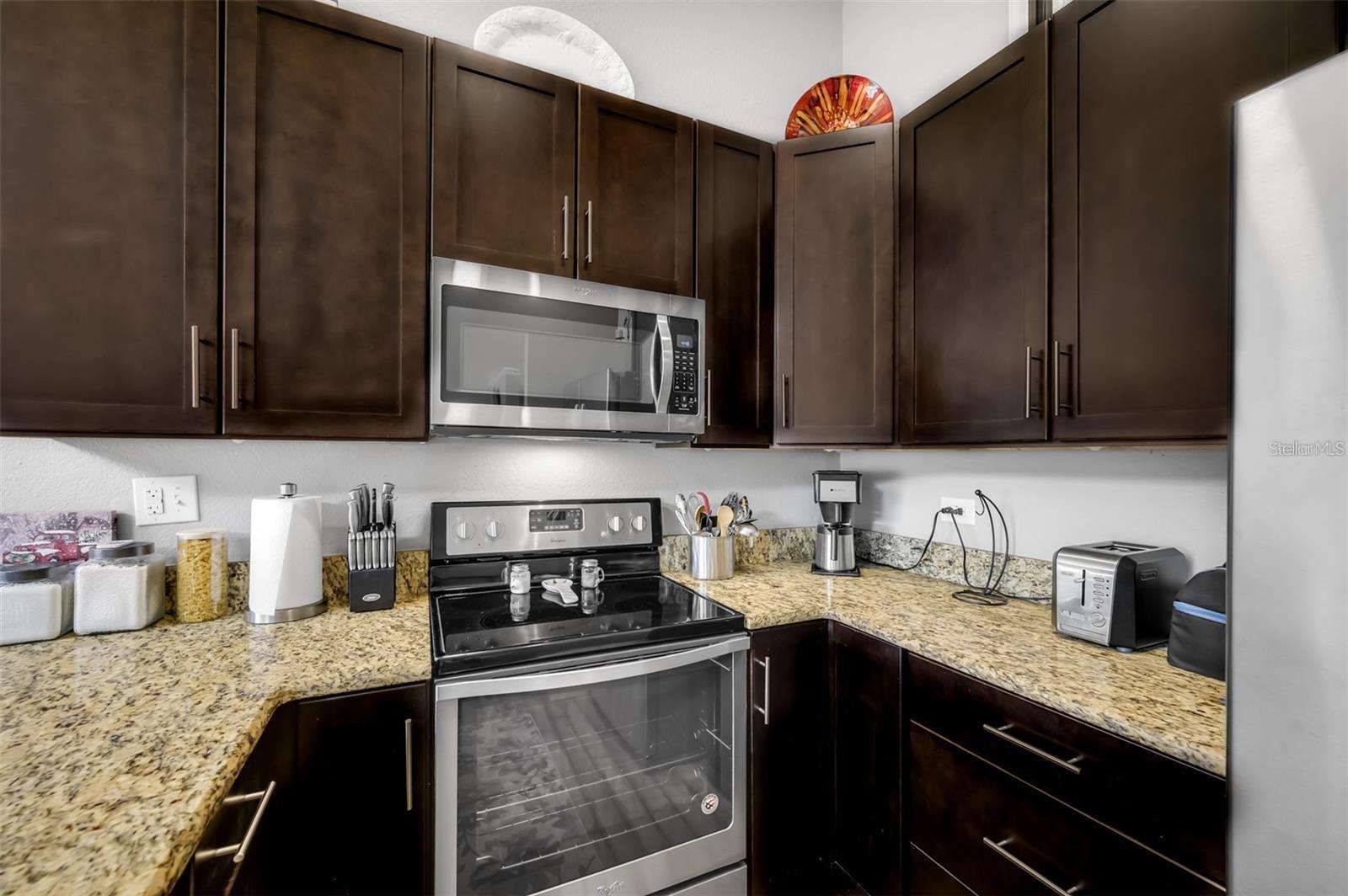 LAKE FOREST CONDO - Residential Lease