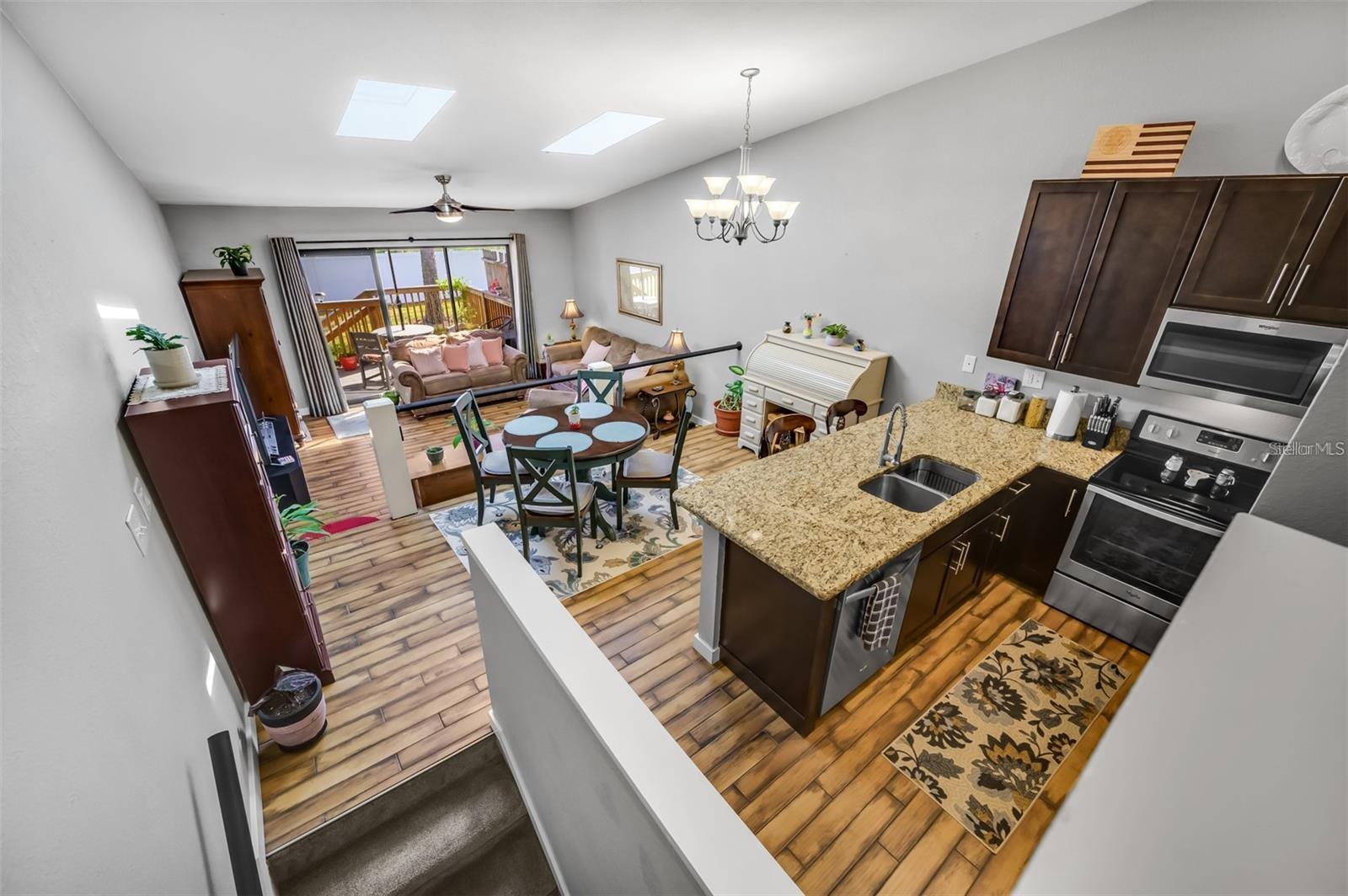 LAKE FOREST CONDO - Residential Lease