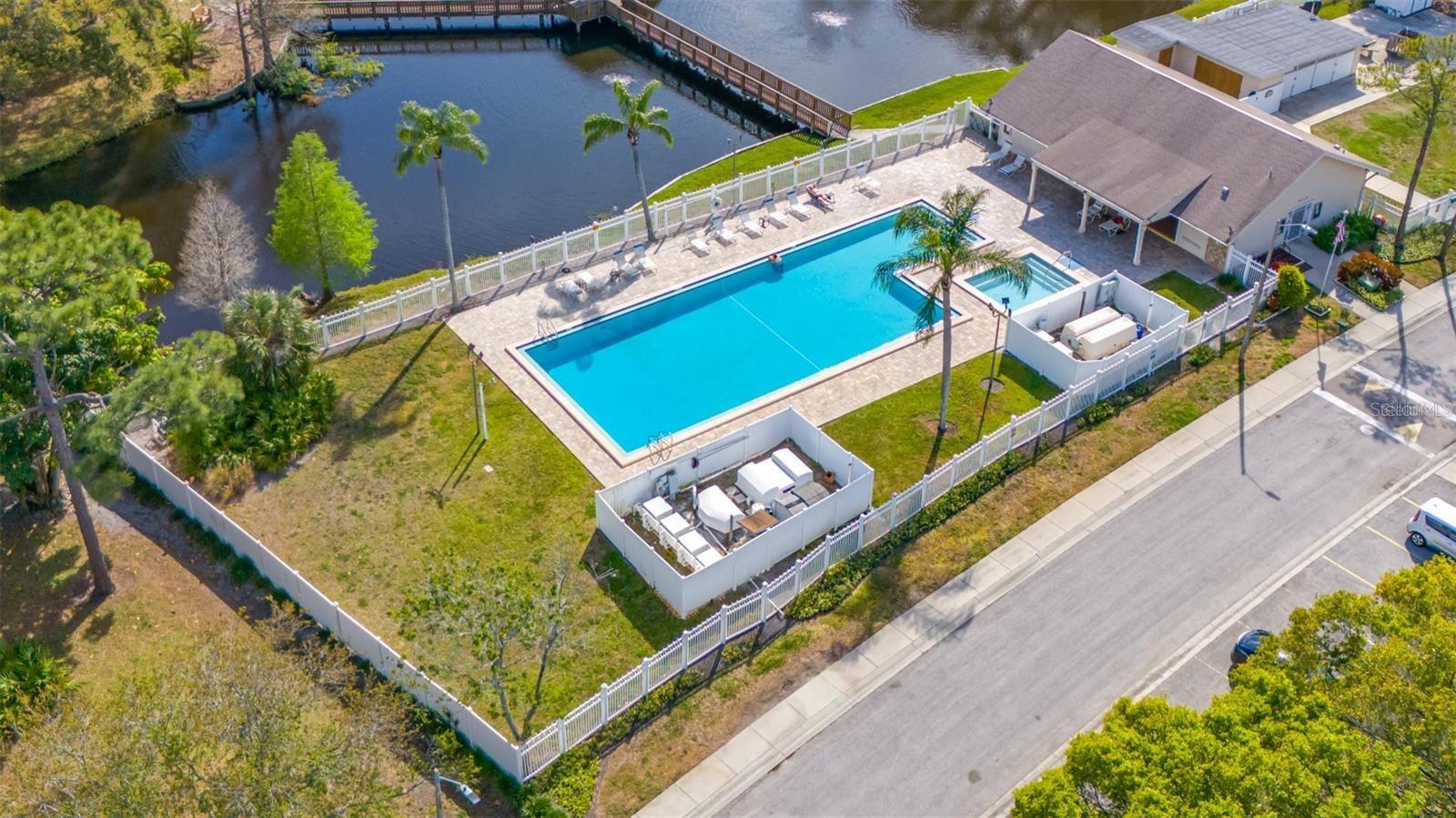 LAKE FOREST CONDO - Residential Lease