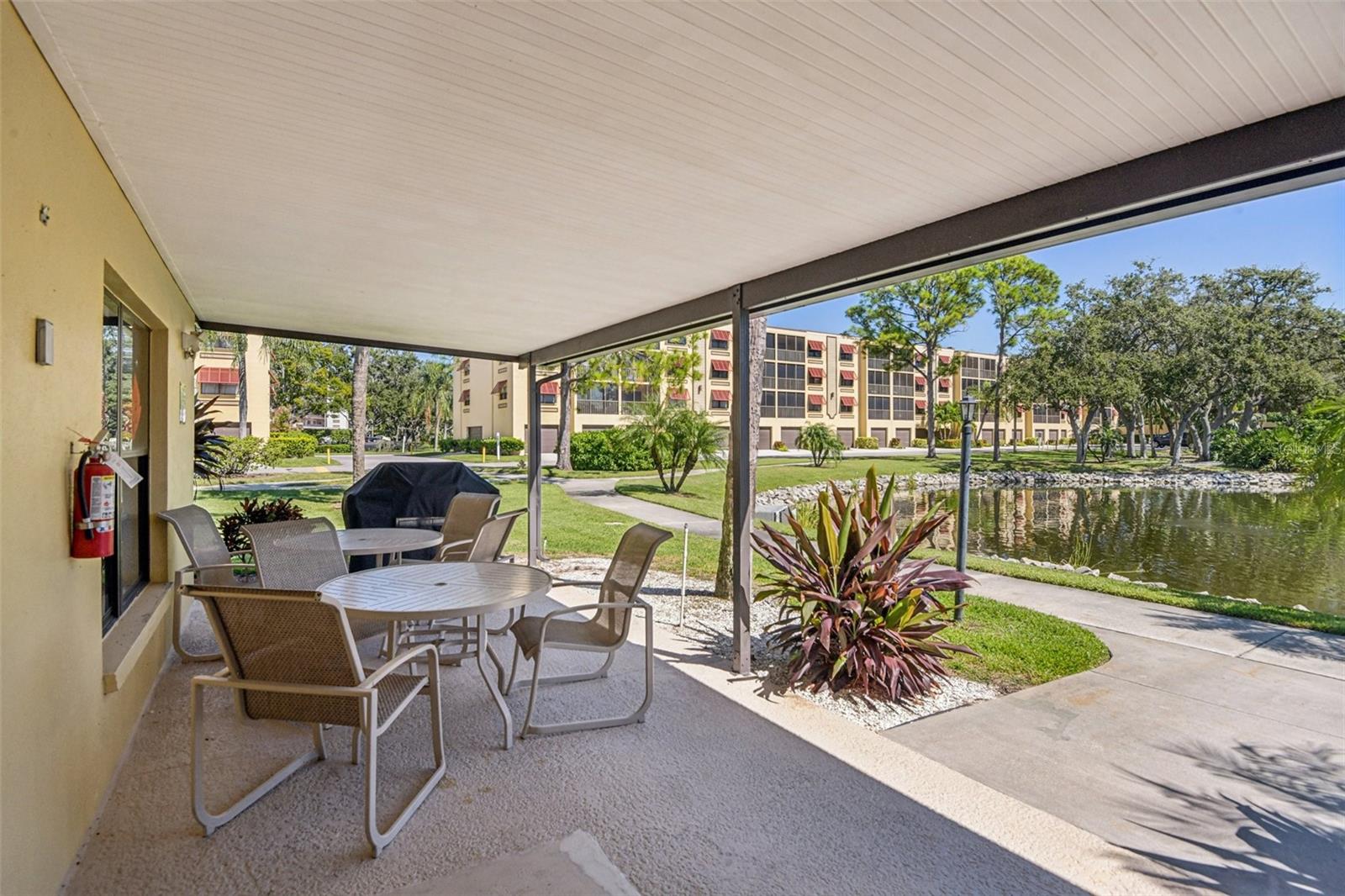 6000 PARK PLACE CONDO - Residential