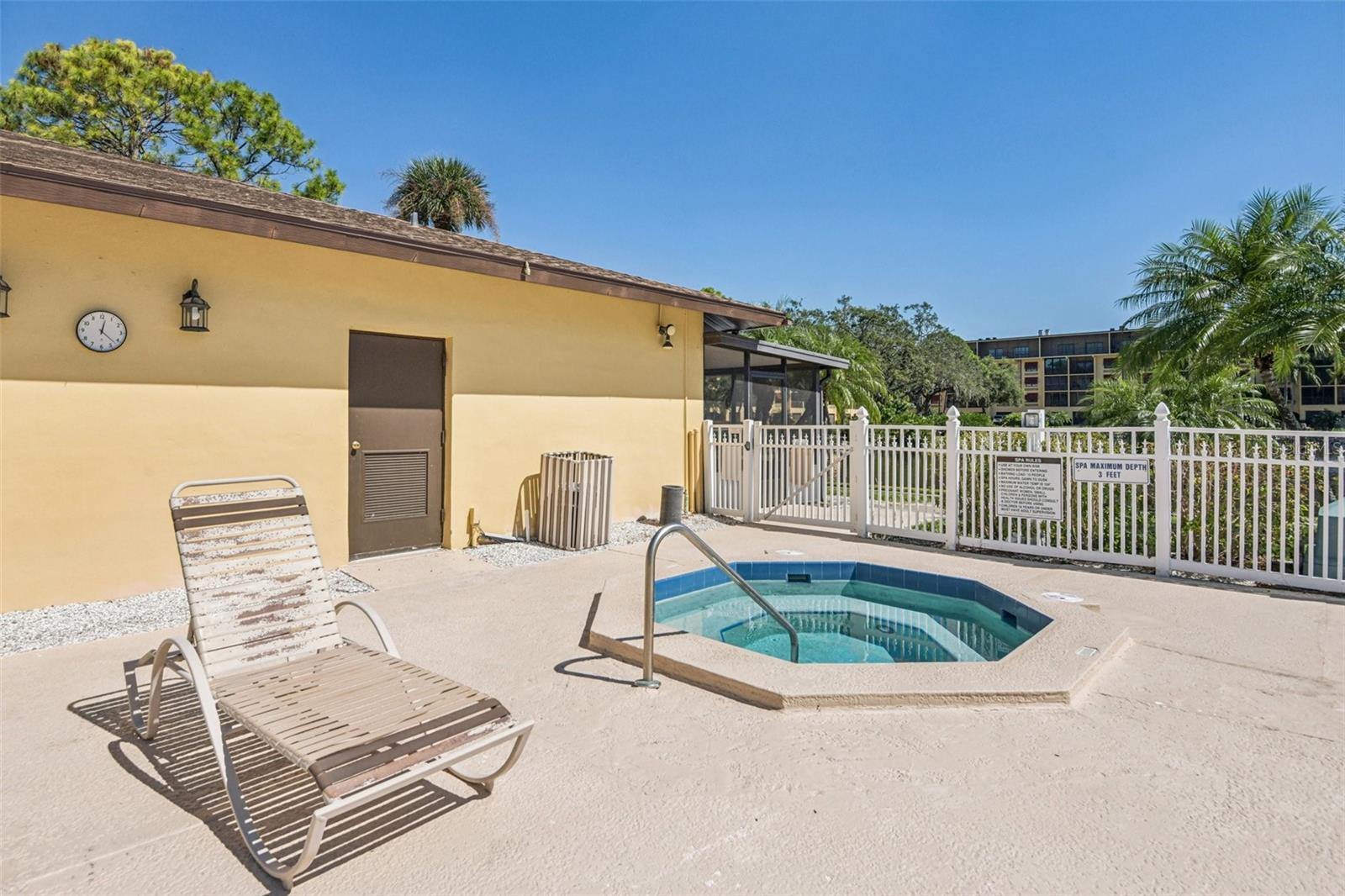 6000 PARK PLACE CONDO - Residential