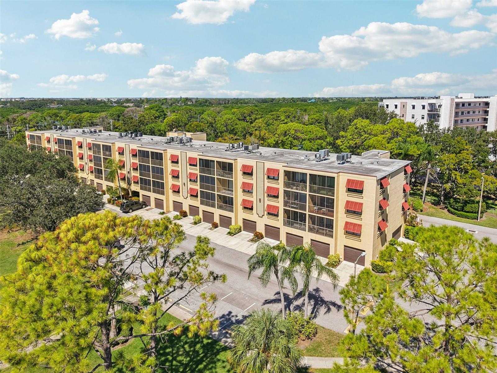 6000 PARK PLACE CONDO - Residential