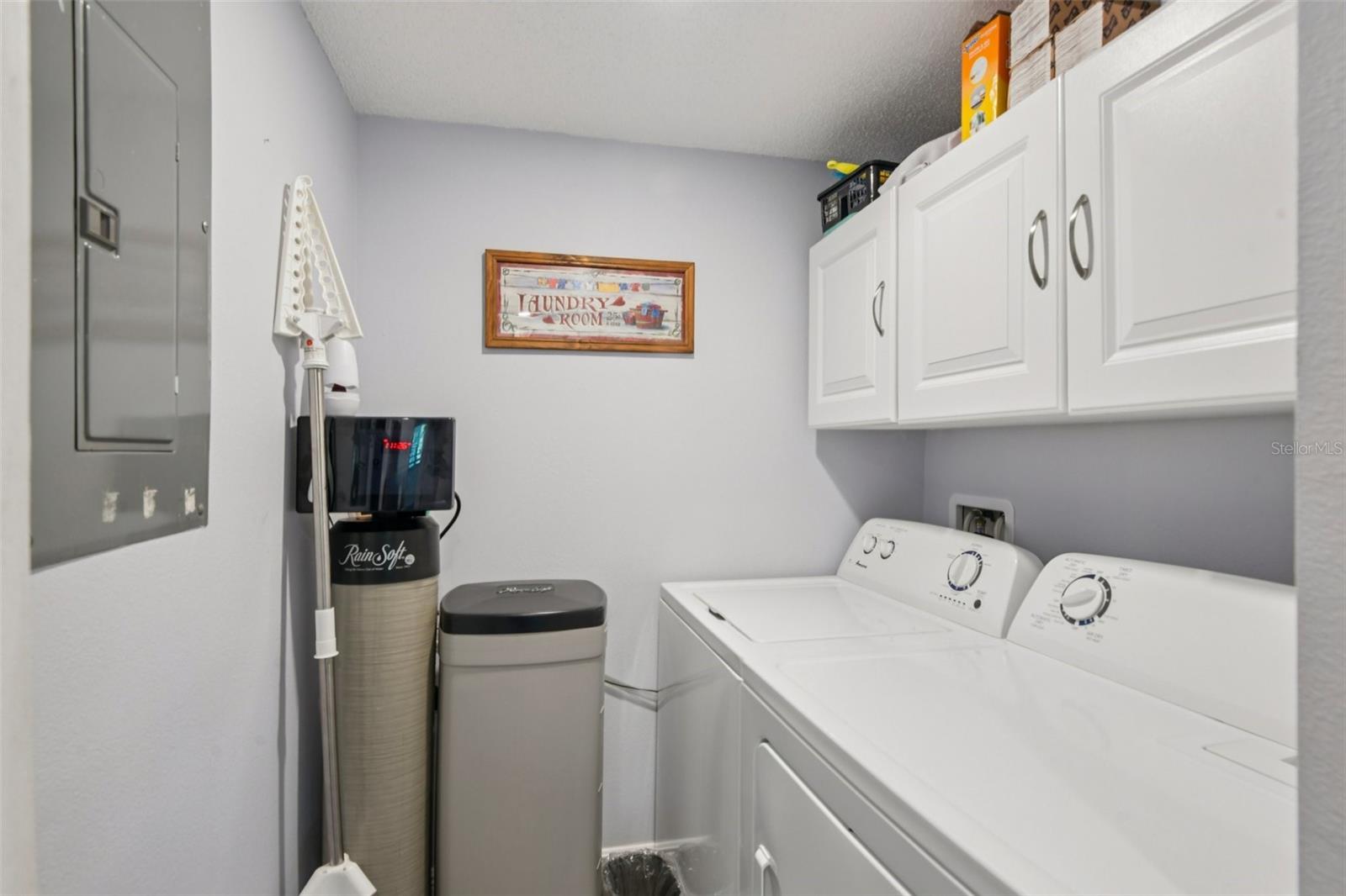6000 PARK PLACE CONDO - Residential