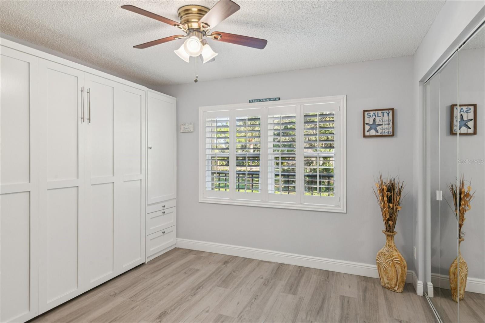 6000 PARK PLACE CONDO - Residential