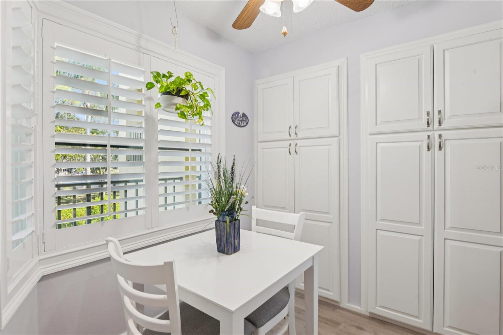 6000 PARK PLACE CONDO - Residential