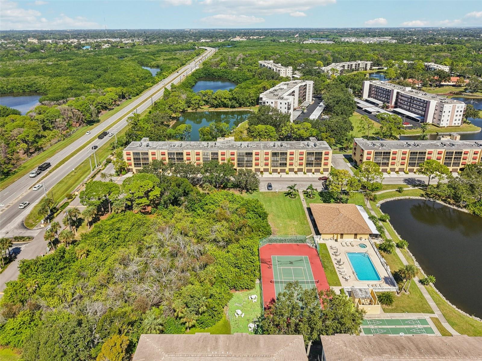 6000 PARK PLACE CONDO - Residential