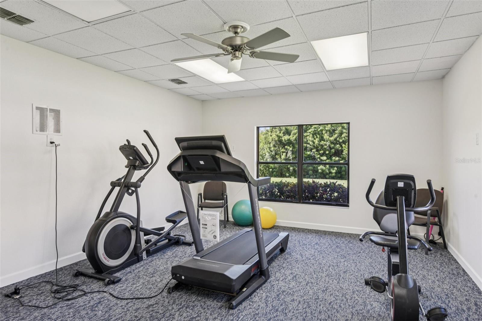 6000 PARK PLACE CONDO - Residential
