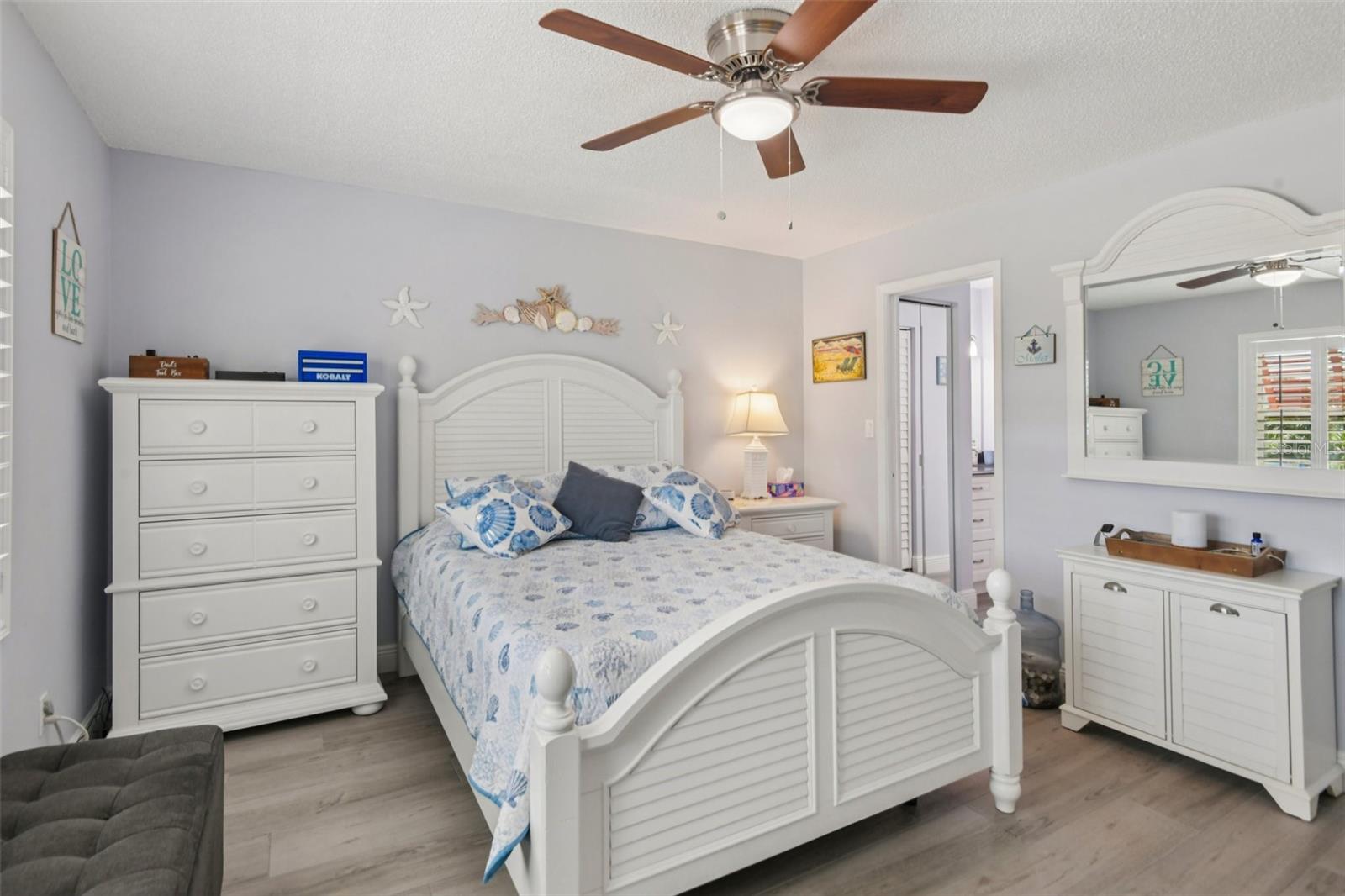 6000 PARK PLACE CONDO - Residential