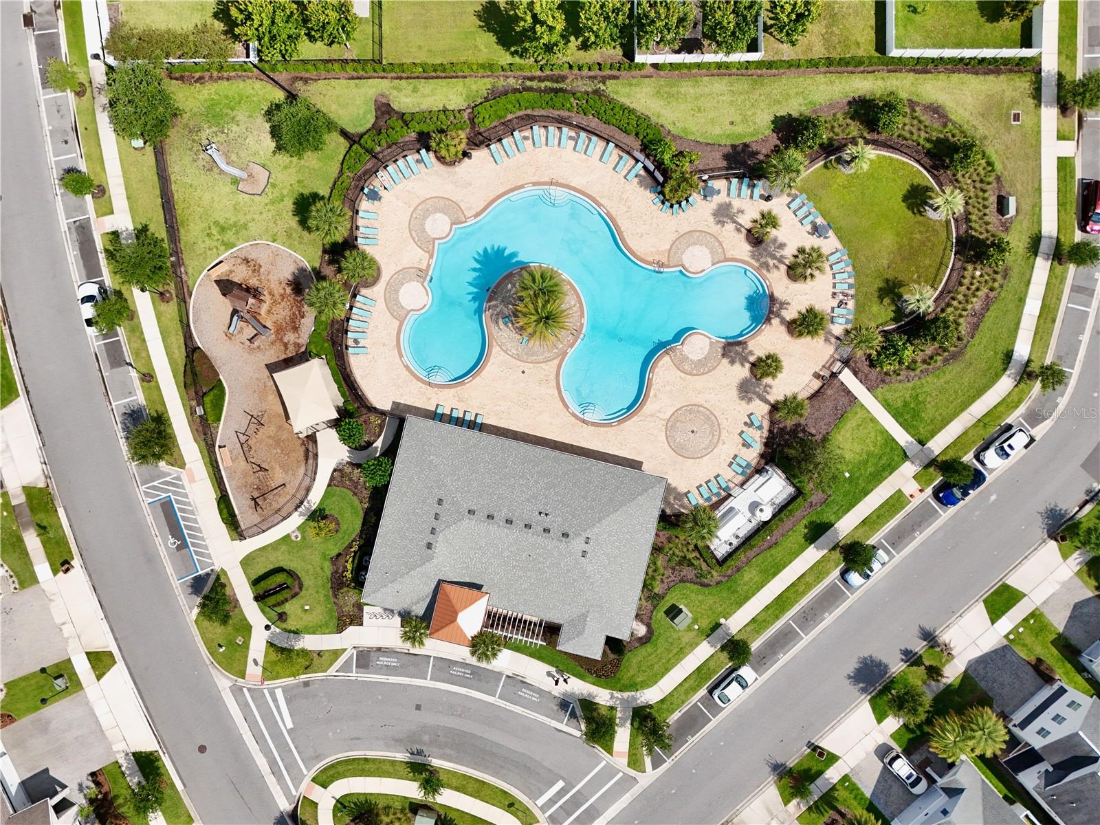 STOREY LAKE - Residential
