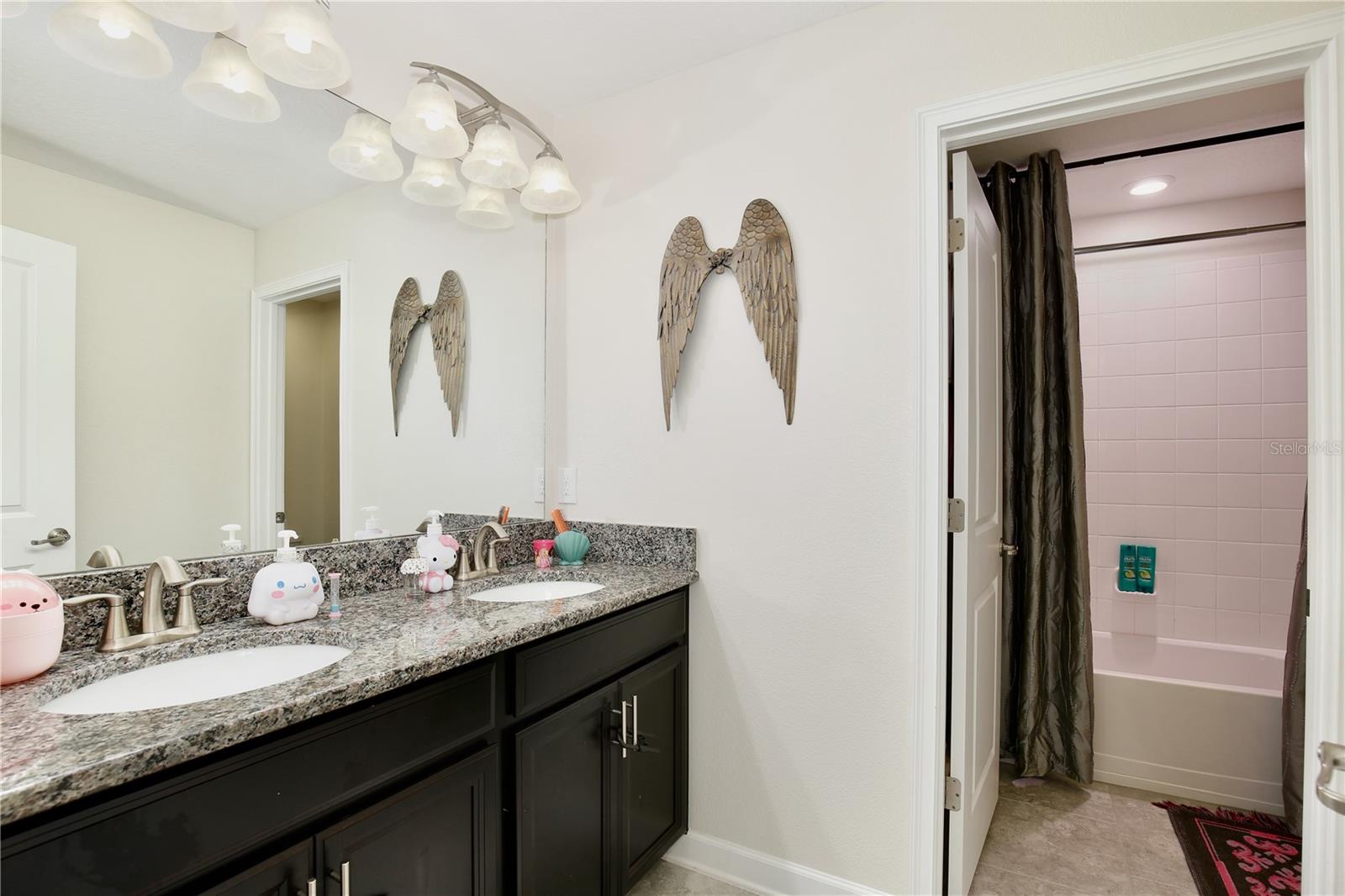 STOREY LAKE - Residential