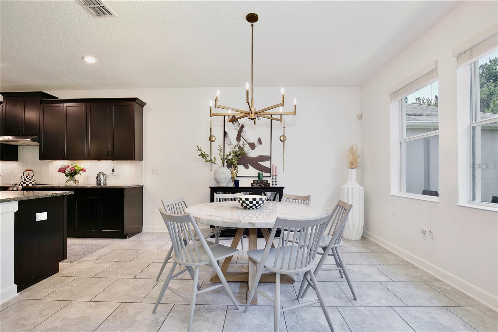 STOREY LAKE - Residential