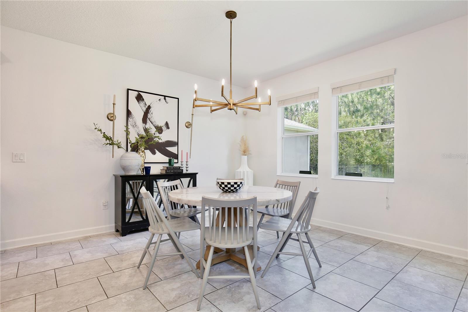 STOREY LAKE - Residential