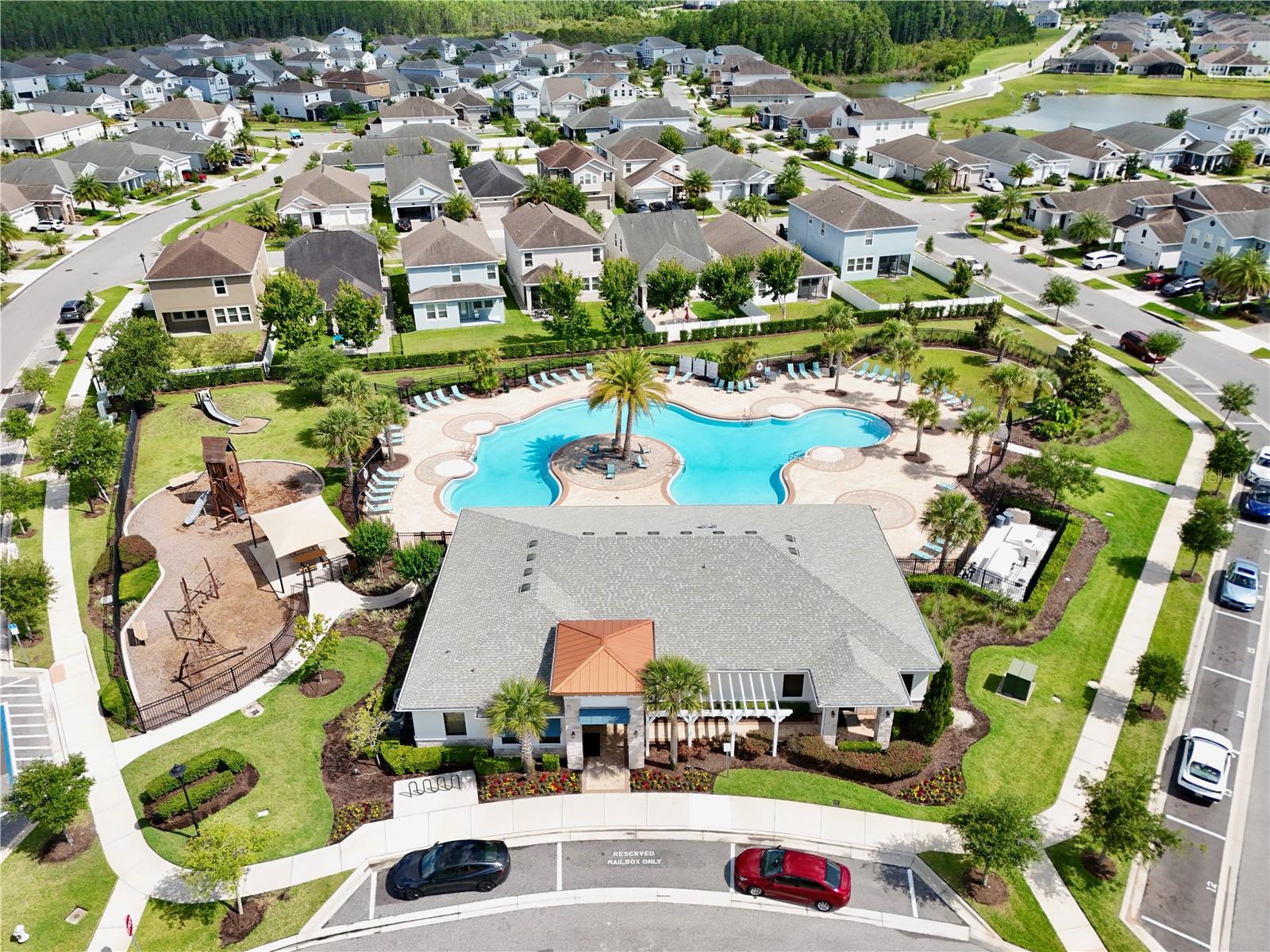 STOREY LAKE - Residential
