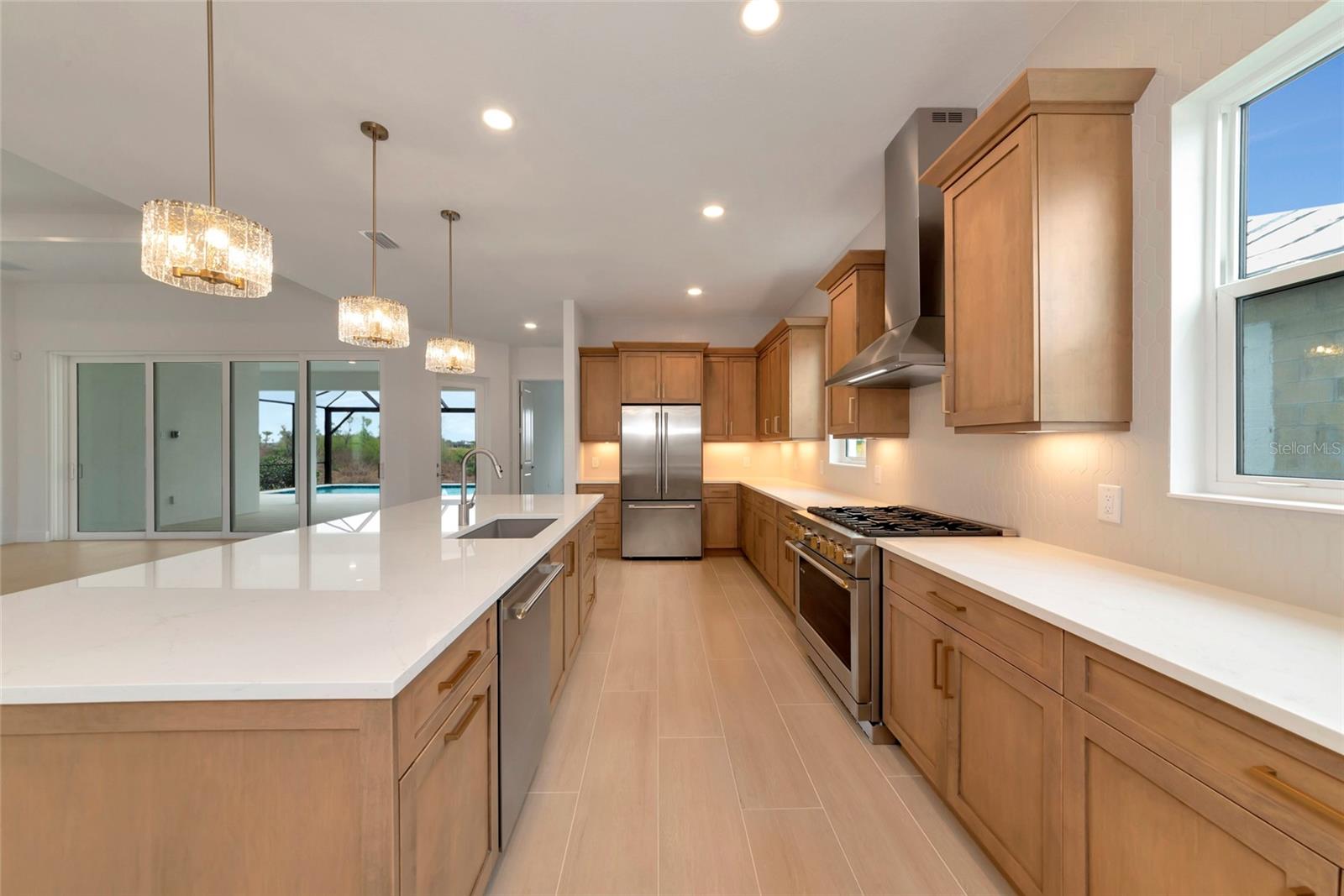 SHELLSTONE AT WATERSIDE PHASE - Residential