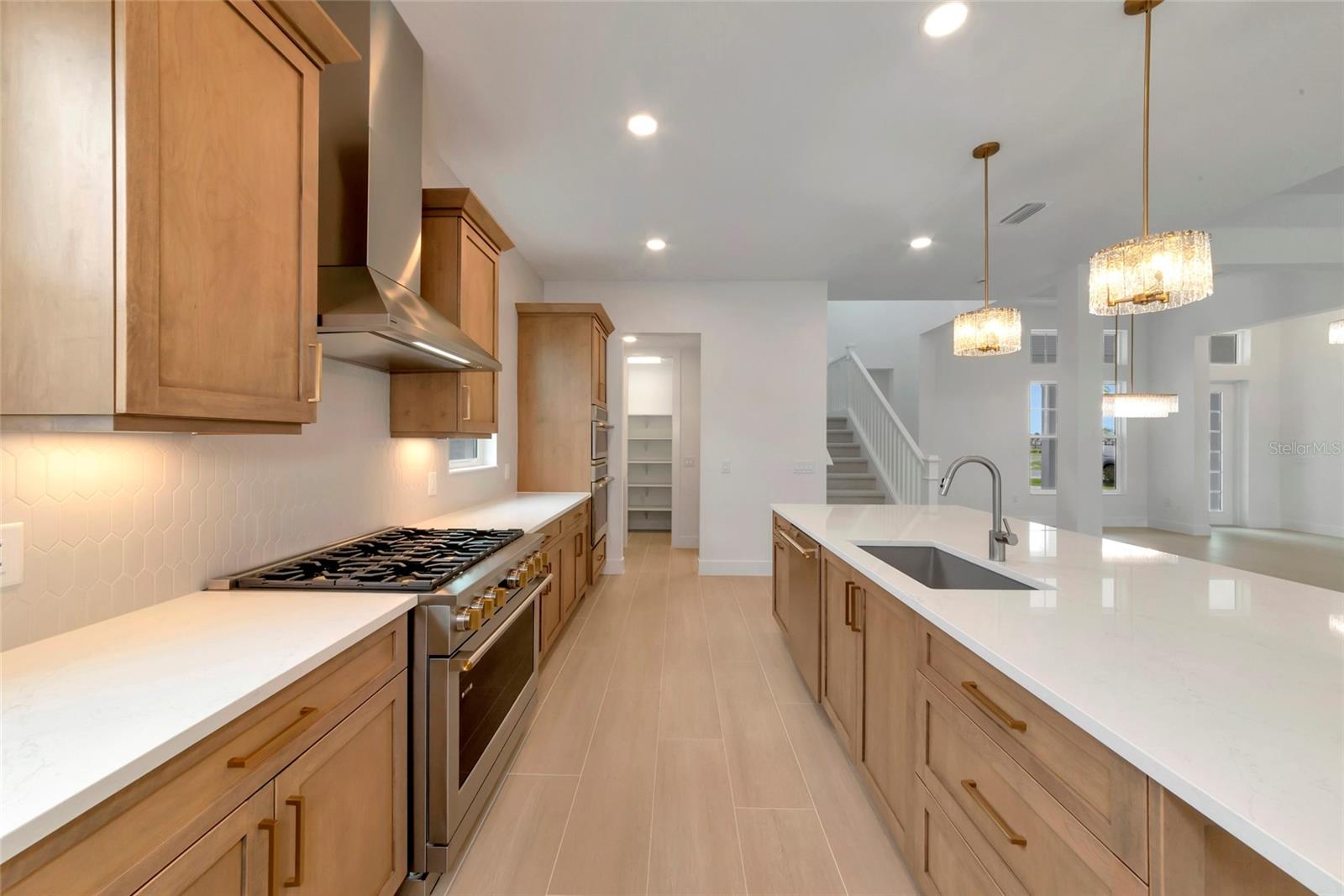 SHELLSTONE AT WATERSIDE PHASE - Residential