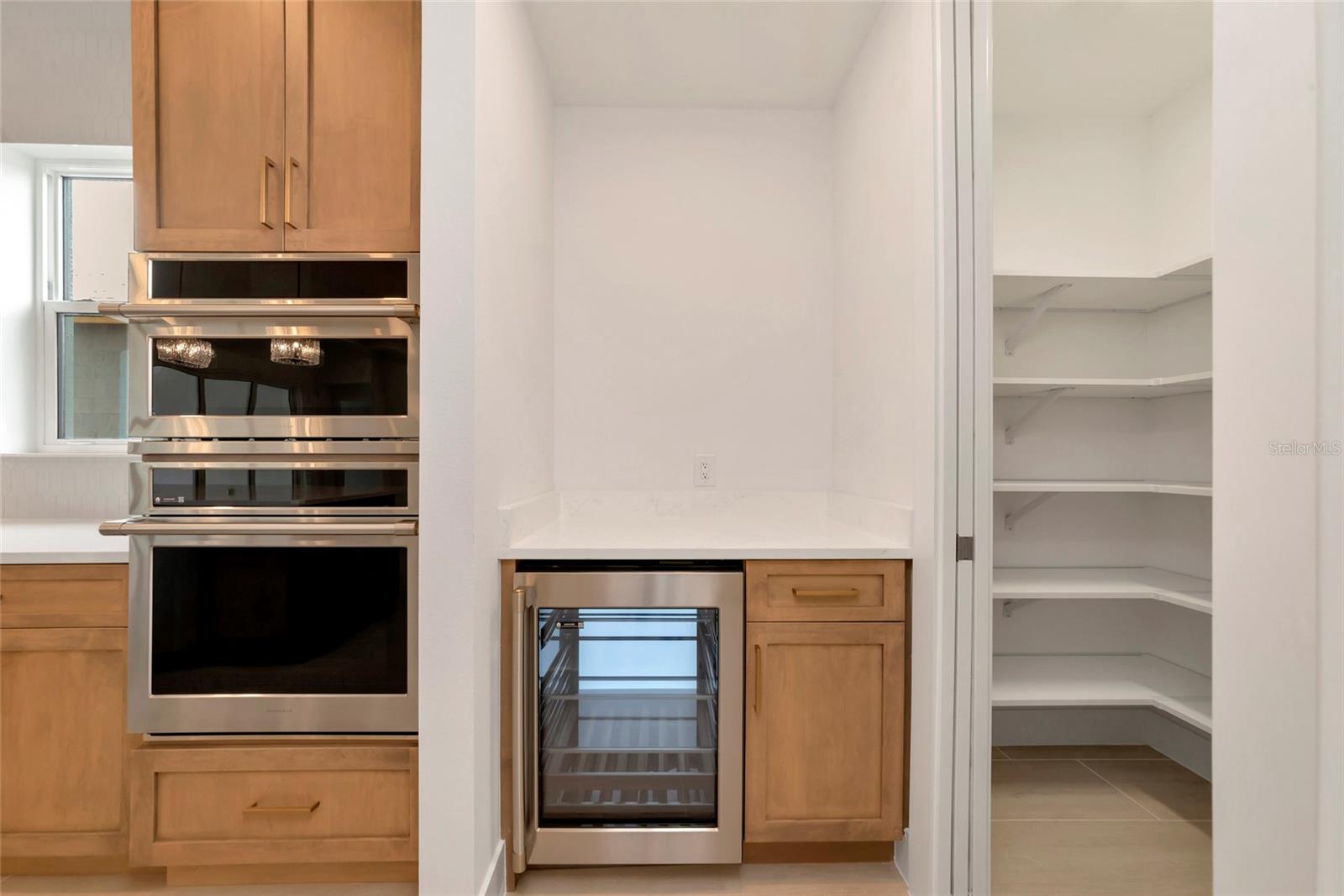 SHELLSTONE AT WATERSIDE PHASE - Residential