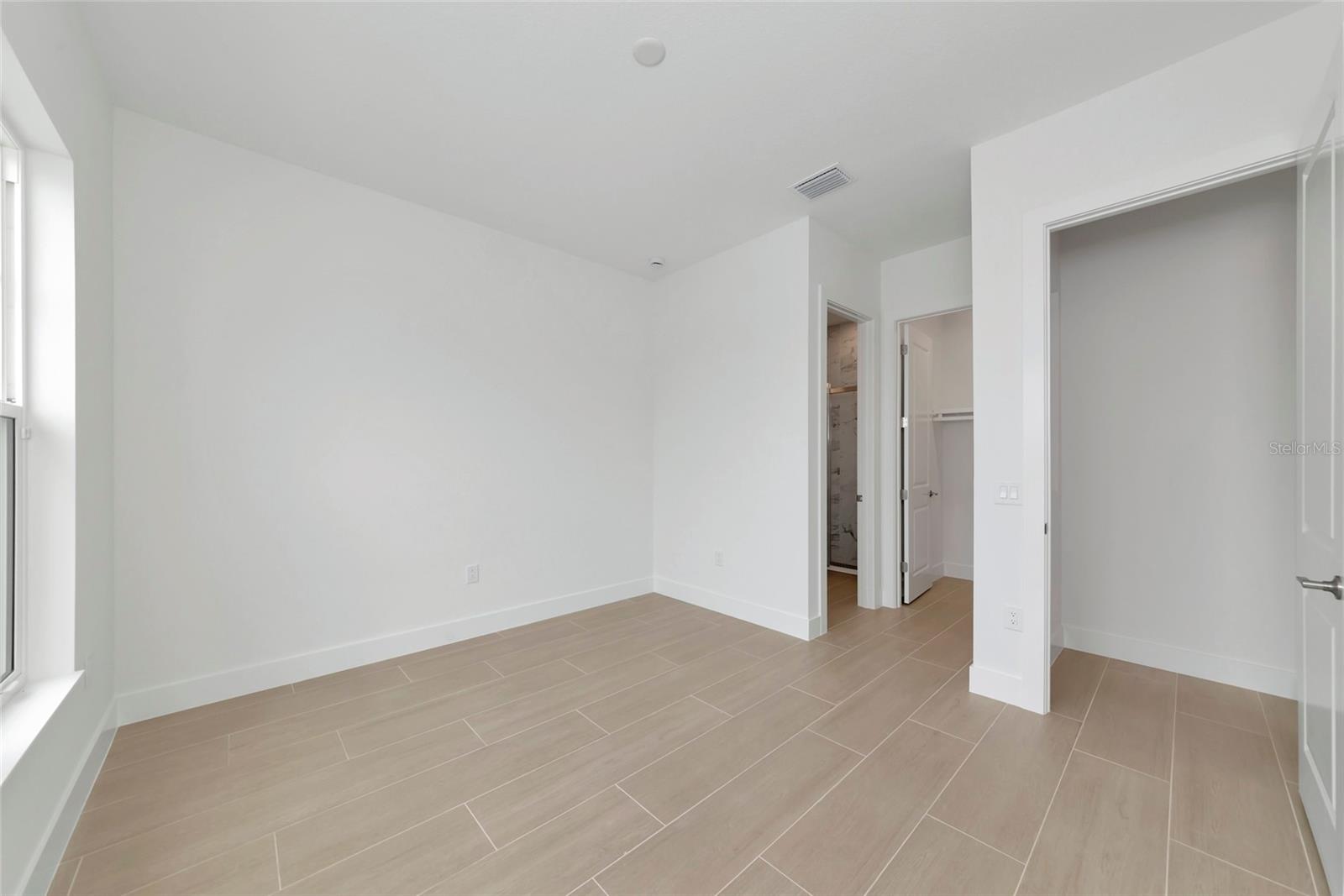 SHELLSTONE AT WATERSIDE PHASE - Residential