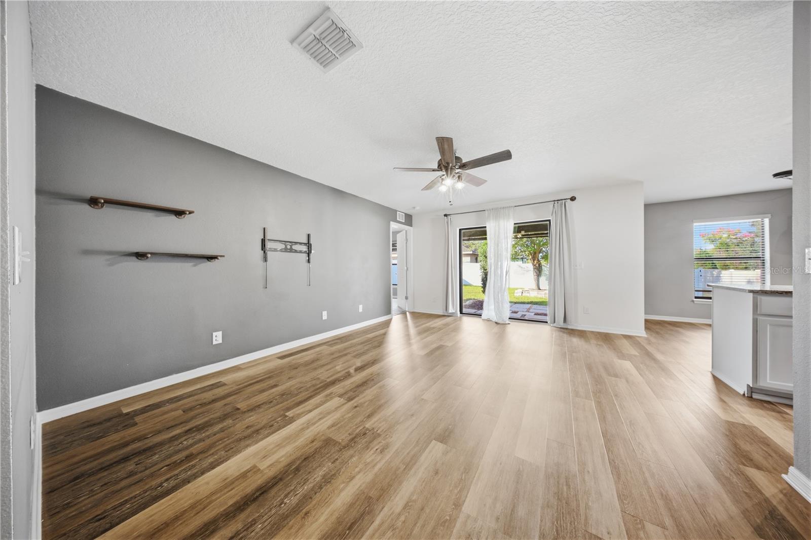 1151 WOODLARK DRIVE