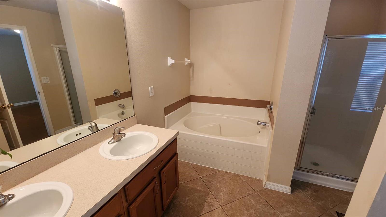 BAKERS CROSSING PH 2 - Residential