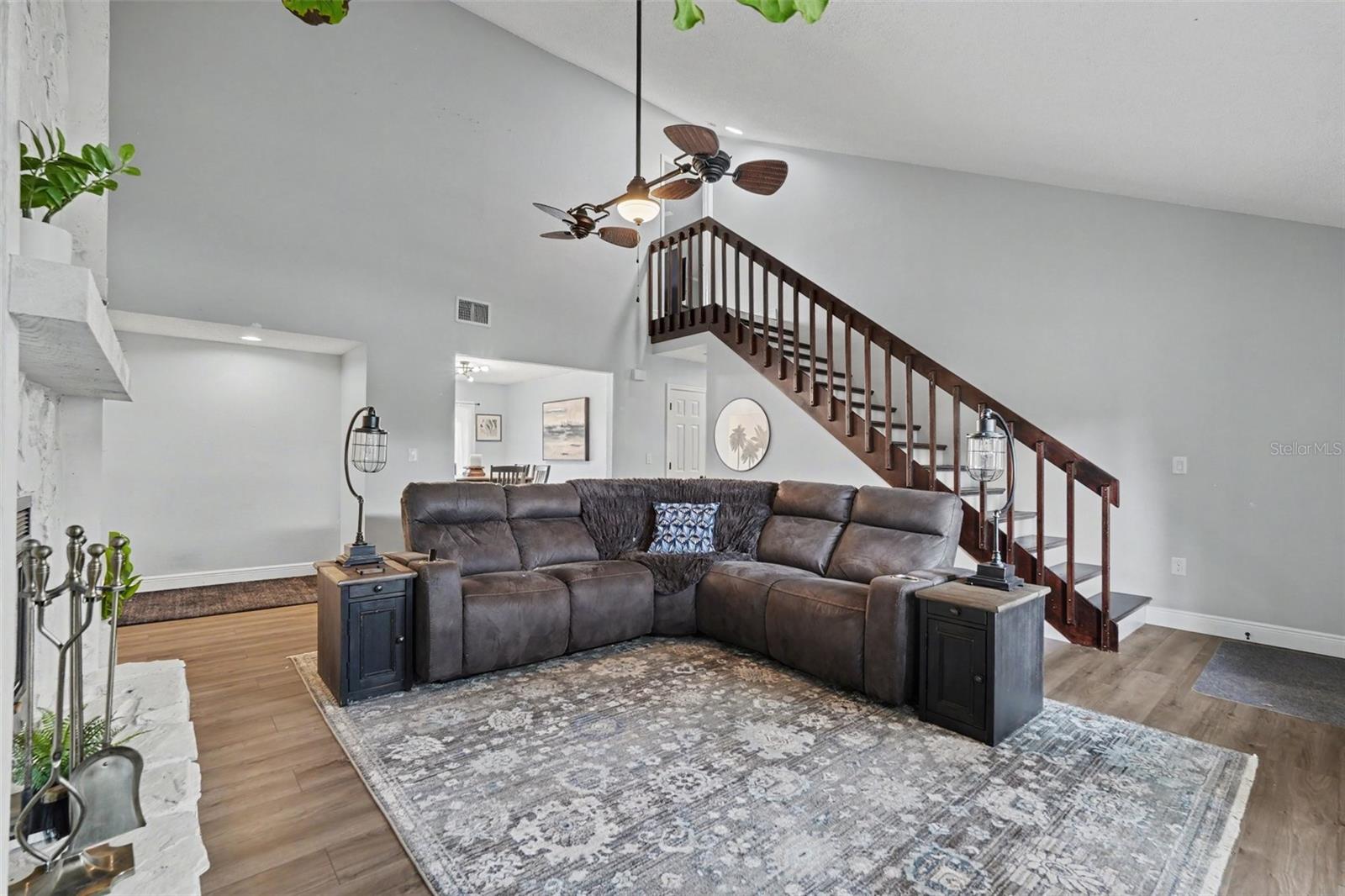 736 SANDY CREEK DRIVE