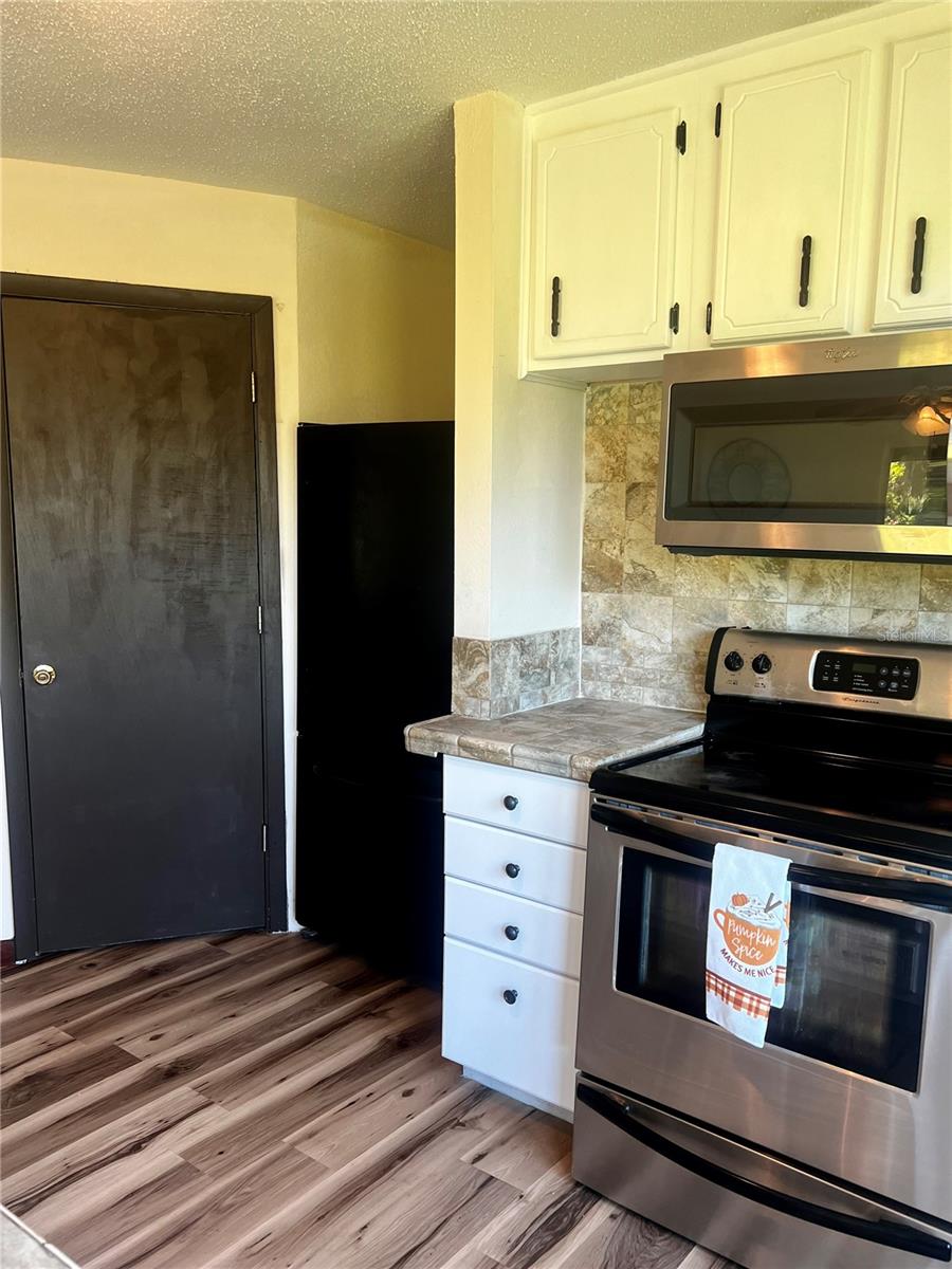 HUGH THOMPSON - Residential