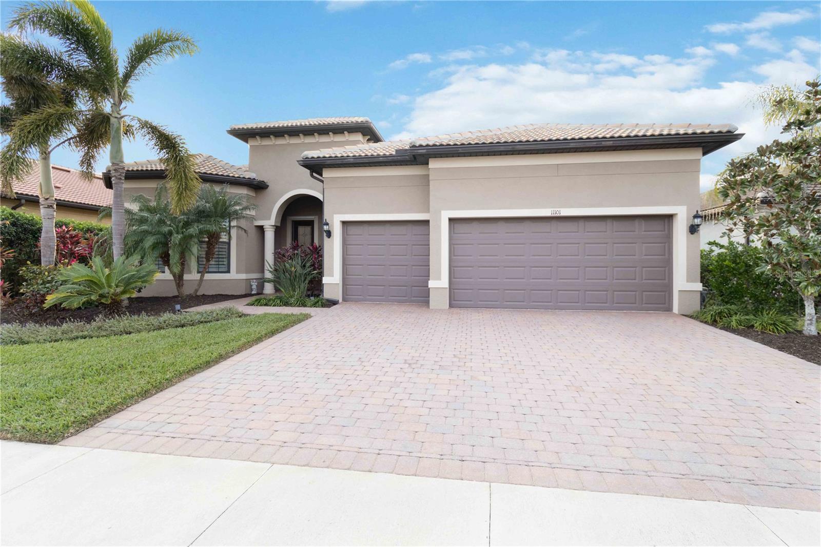 11101 SANDHILL PRESERVE DRIVE