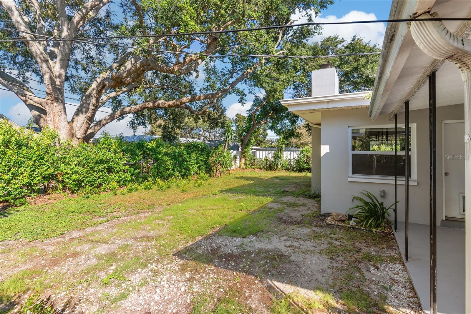 OAKHURST GROVES 1ST ADD - Residential