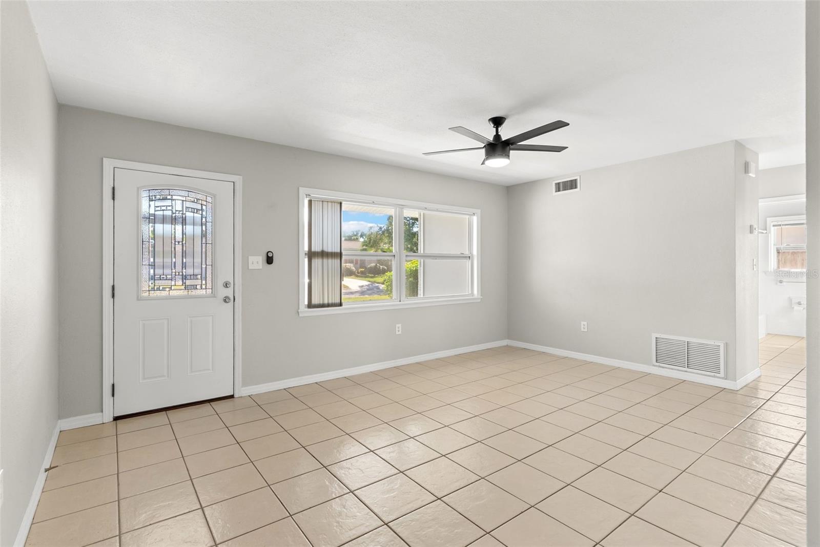 OAKHURST GROVES 1ST ADD - Residential