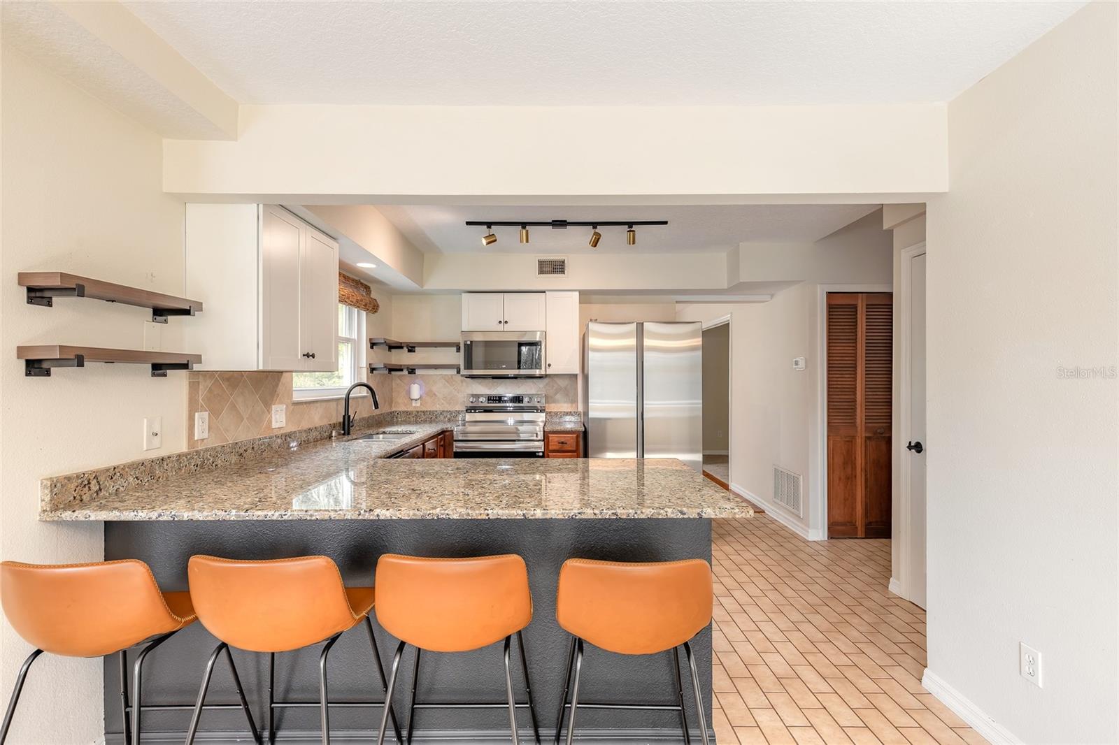 NORRIS DUPONT & GAUDRY GRANT - Residential