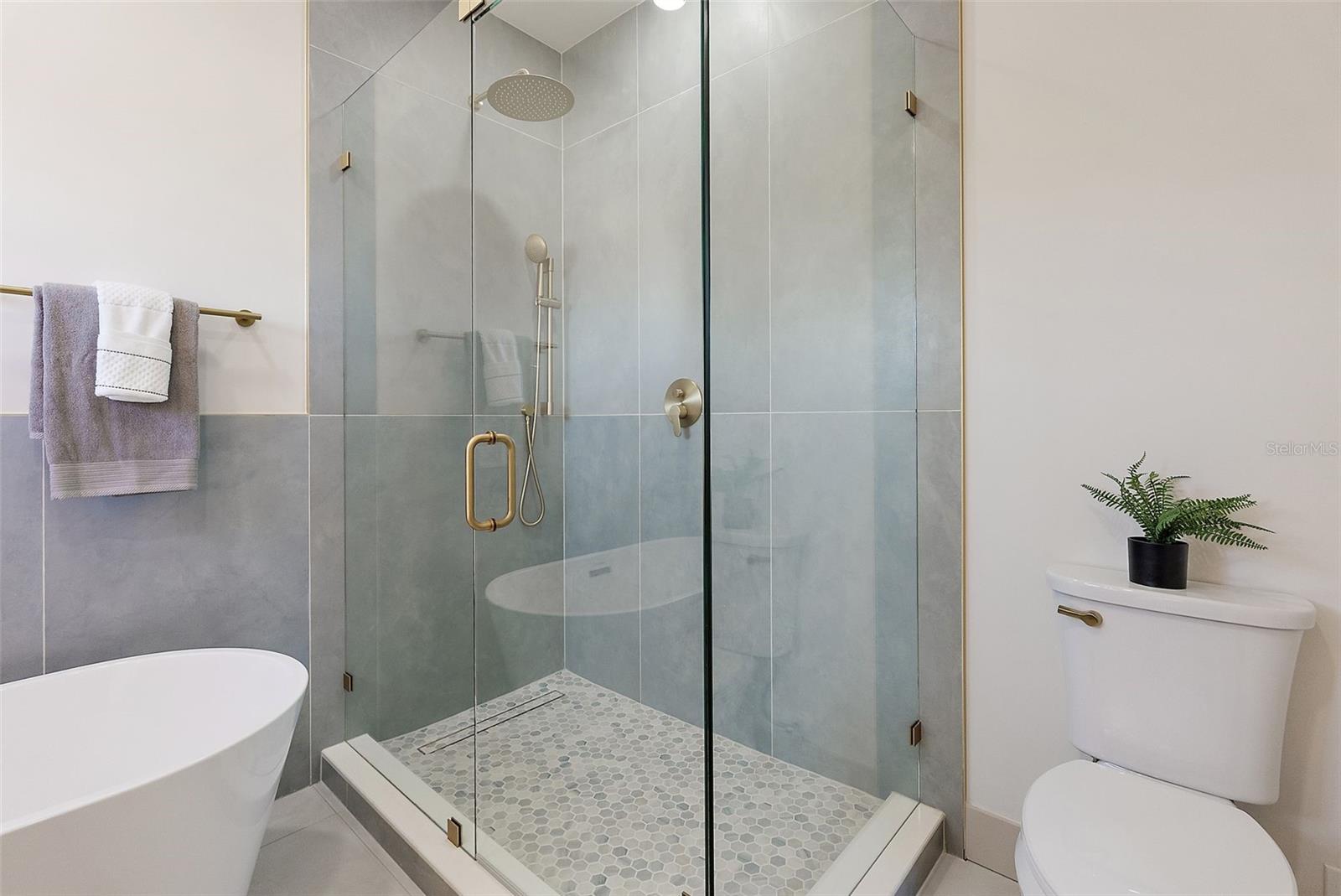 MIDWAY - Residential