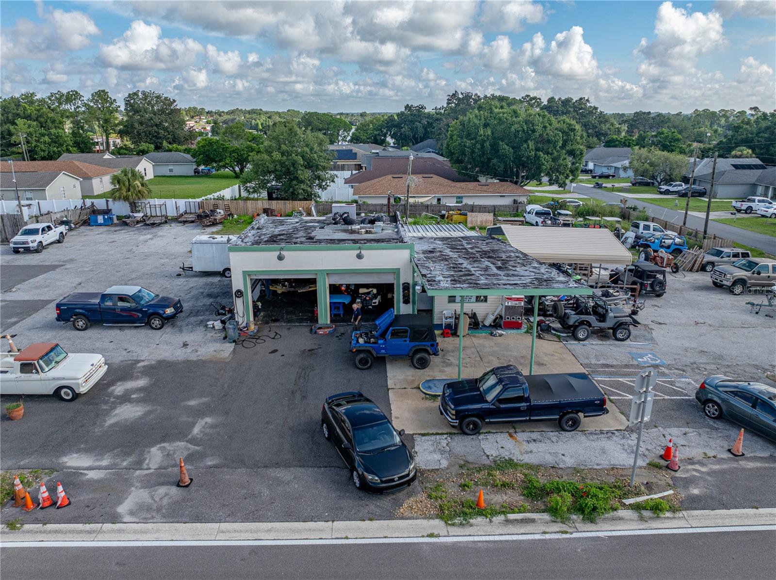 ELOISE WOODS WEST LAKE FLORENCE UNIT - Commercial Sale