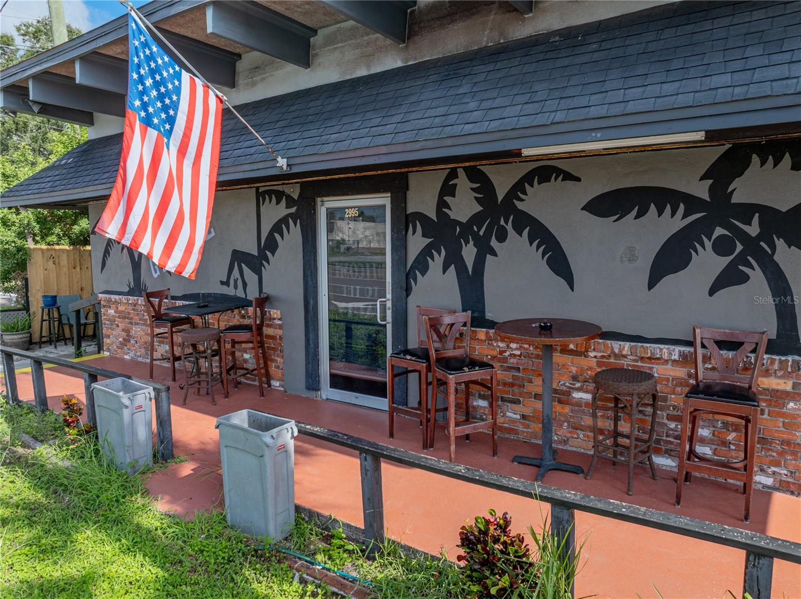 ELOISE WOODS WEST LAKE FLORENCE UNIT - Commercial Sale