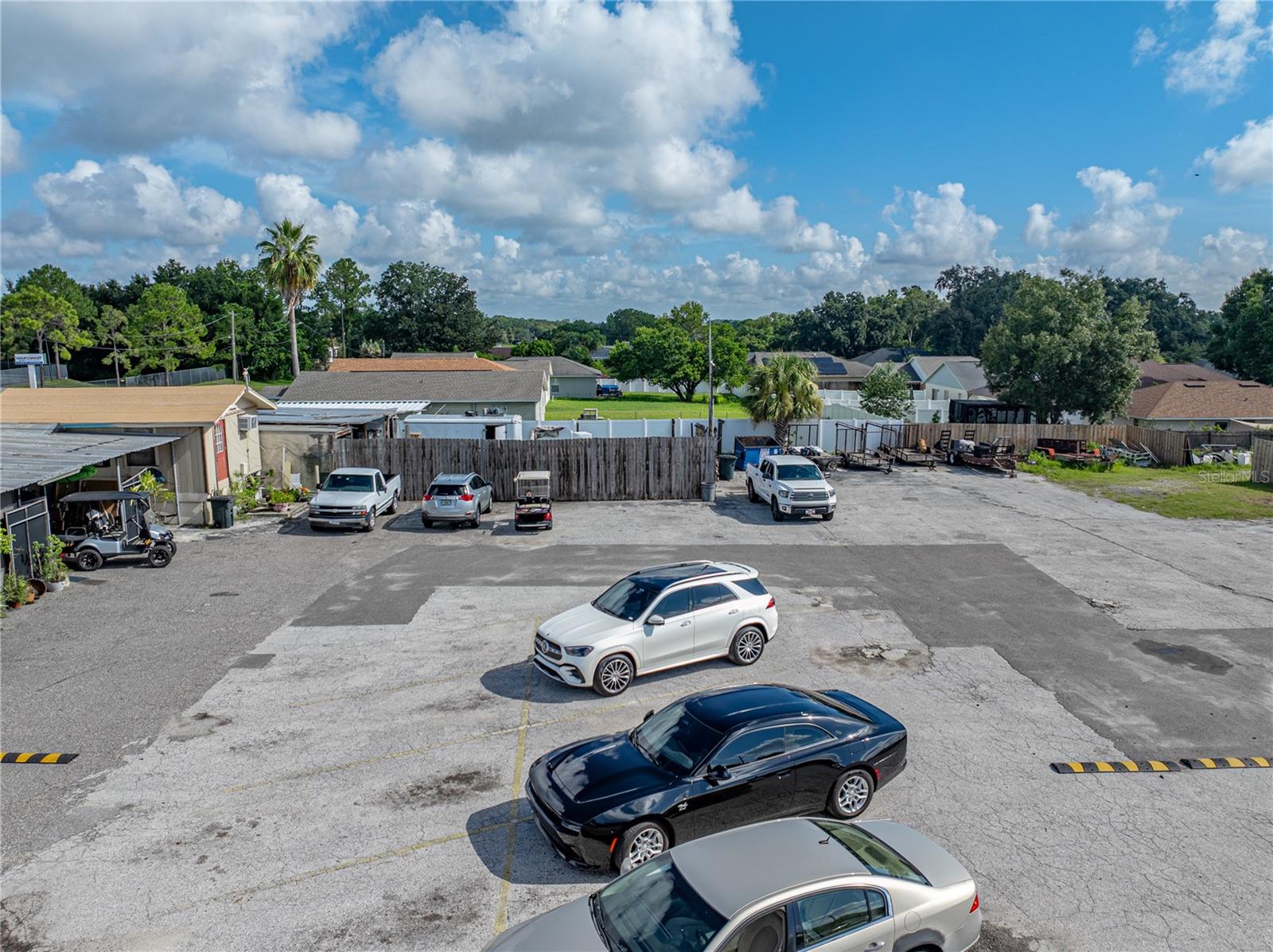 ELOISE WOODS WEST LAKE FLORENCE UNIT - Commercial Sale