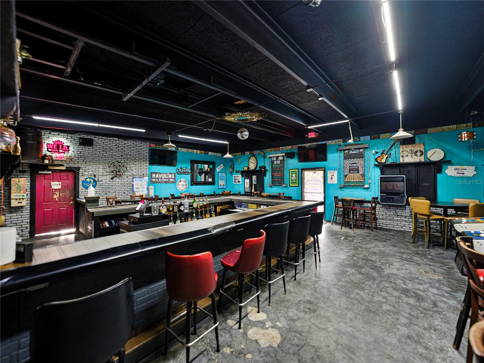 ELOISE WOODS WEST LAKE FLORENCE UNIT - Commercial Sale