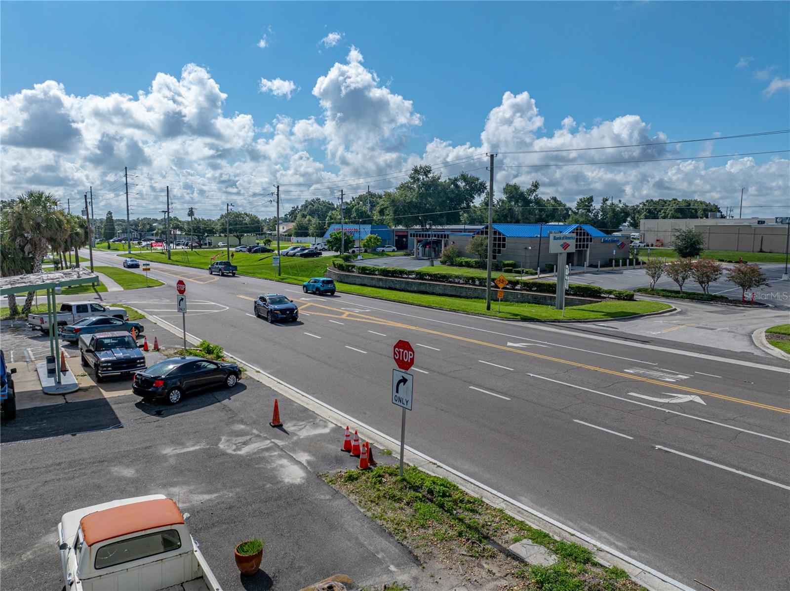 ELOISE WOODS WEST LAKE FLORENCE UNIT - Commercial Sale