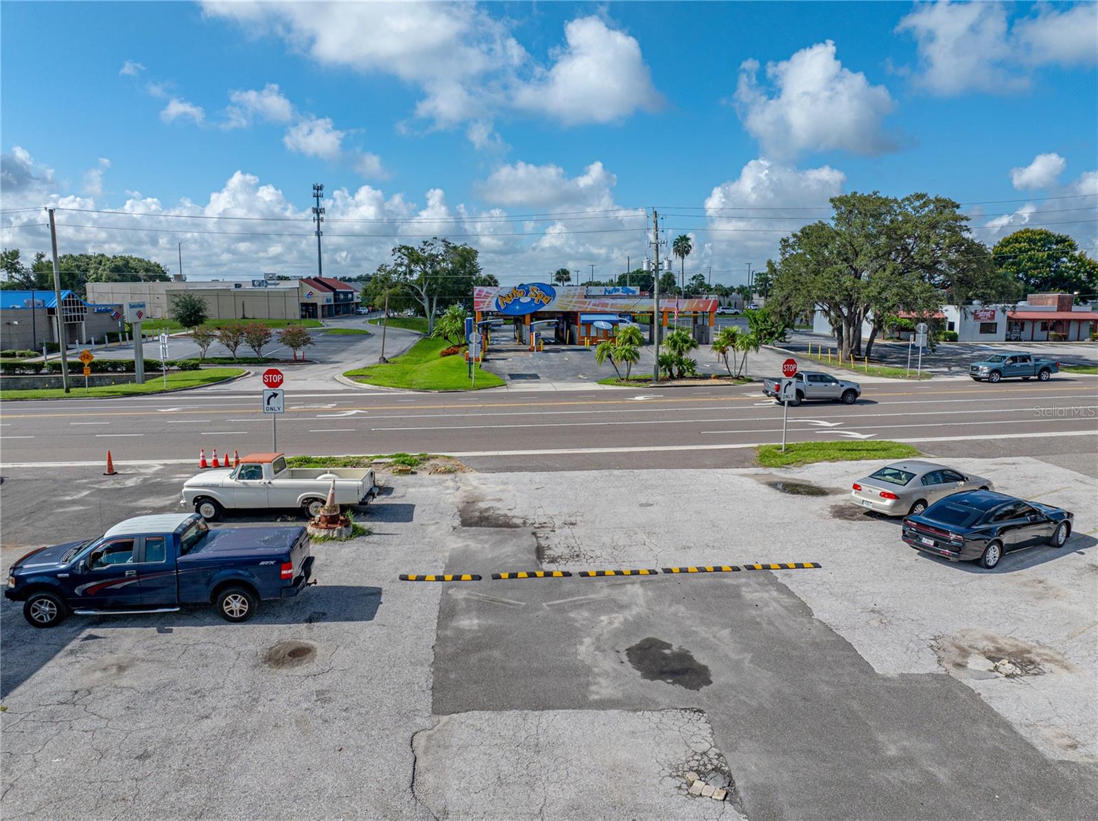 ELOISE WOODS WEST LAKE FLORENCE UNIT - Commercial Sale