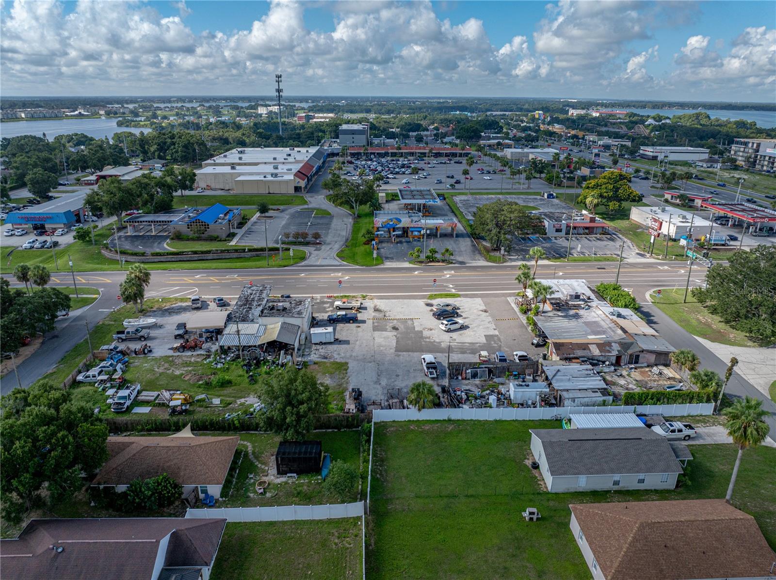 ELOISE WOODS WEST LAKE FLORENCE UNIT - Commercial Sale
