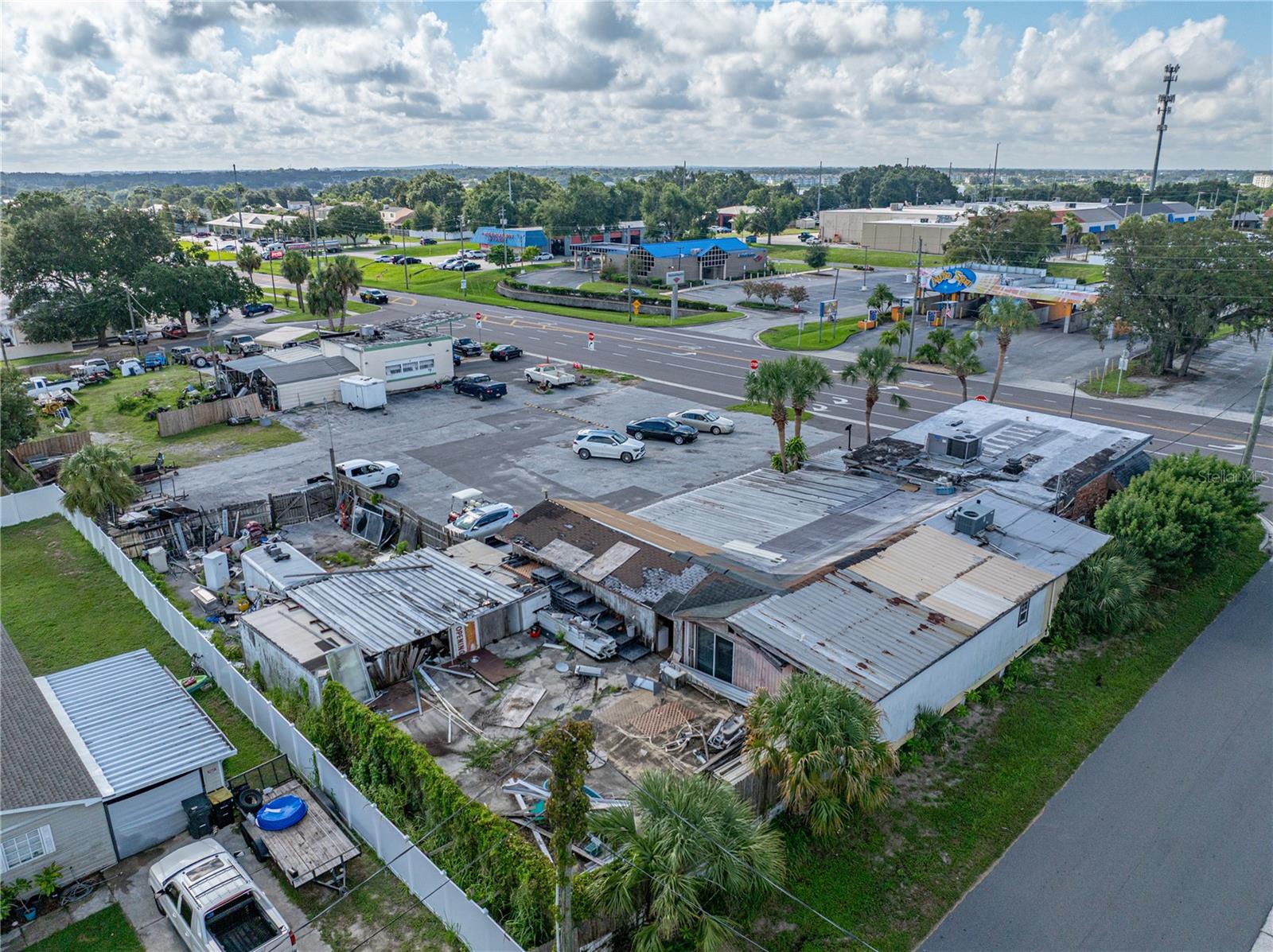 ELOISE WOODS WEST LAKE FLORENCE UNIT - Commercial Sale