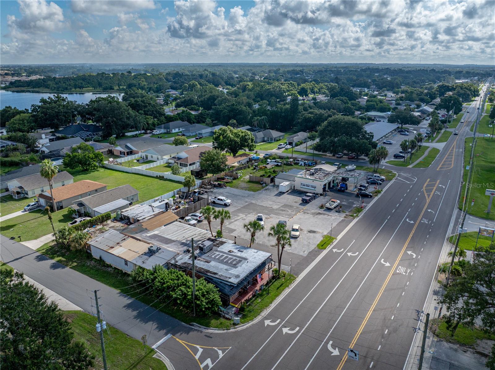 ELOISE WOODS WEST LAKE FLORENCE UNIT - Commercial Sale