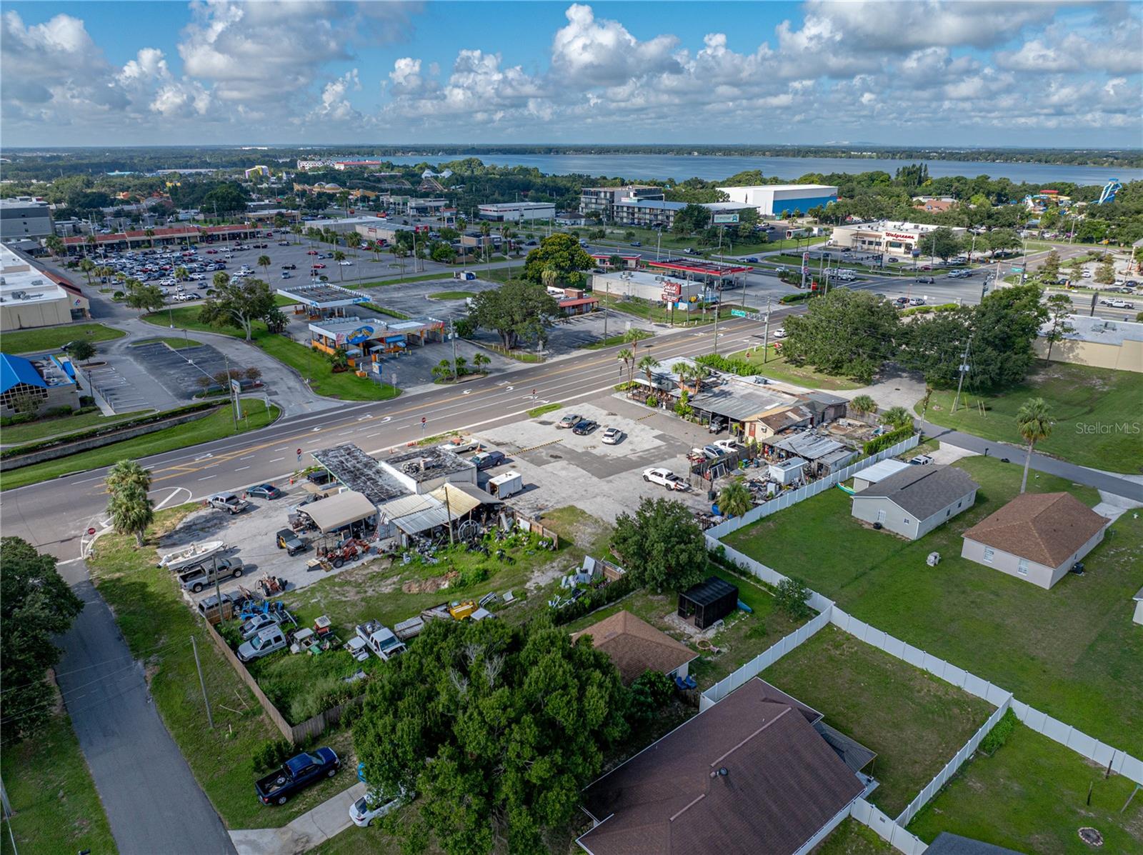 ELOISE WOODS WEST LAKE FLORENCE UNIT - Commercial Sale