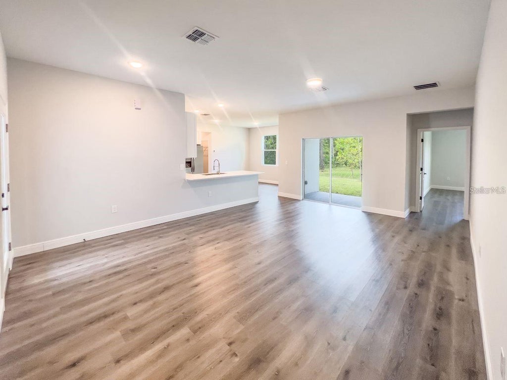 Photo of 1580 East Parkway, Deland, FL 32724 (MLS # S5159234)
