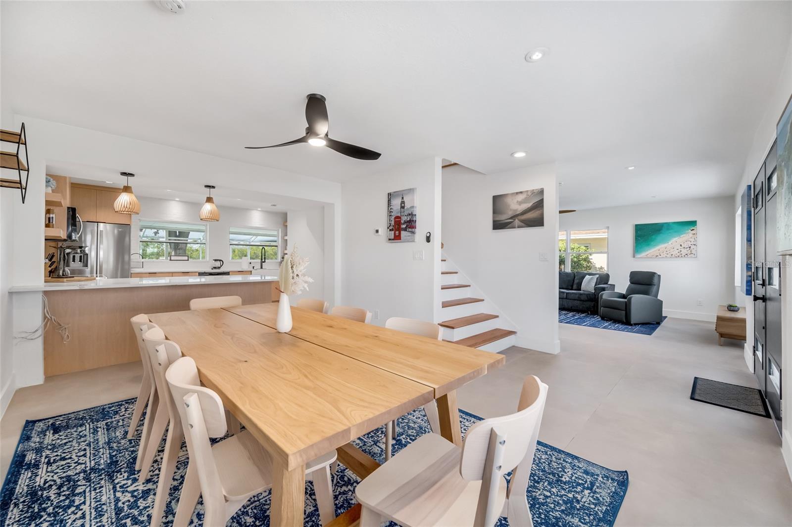 4622 BAY CREST DRIVE