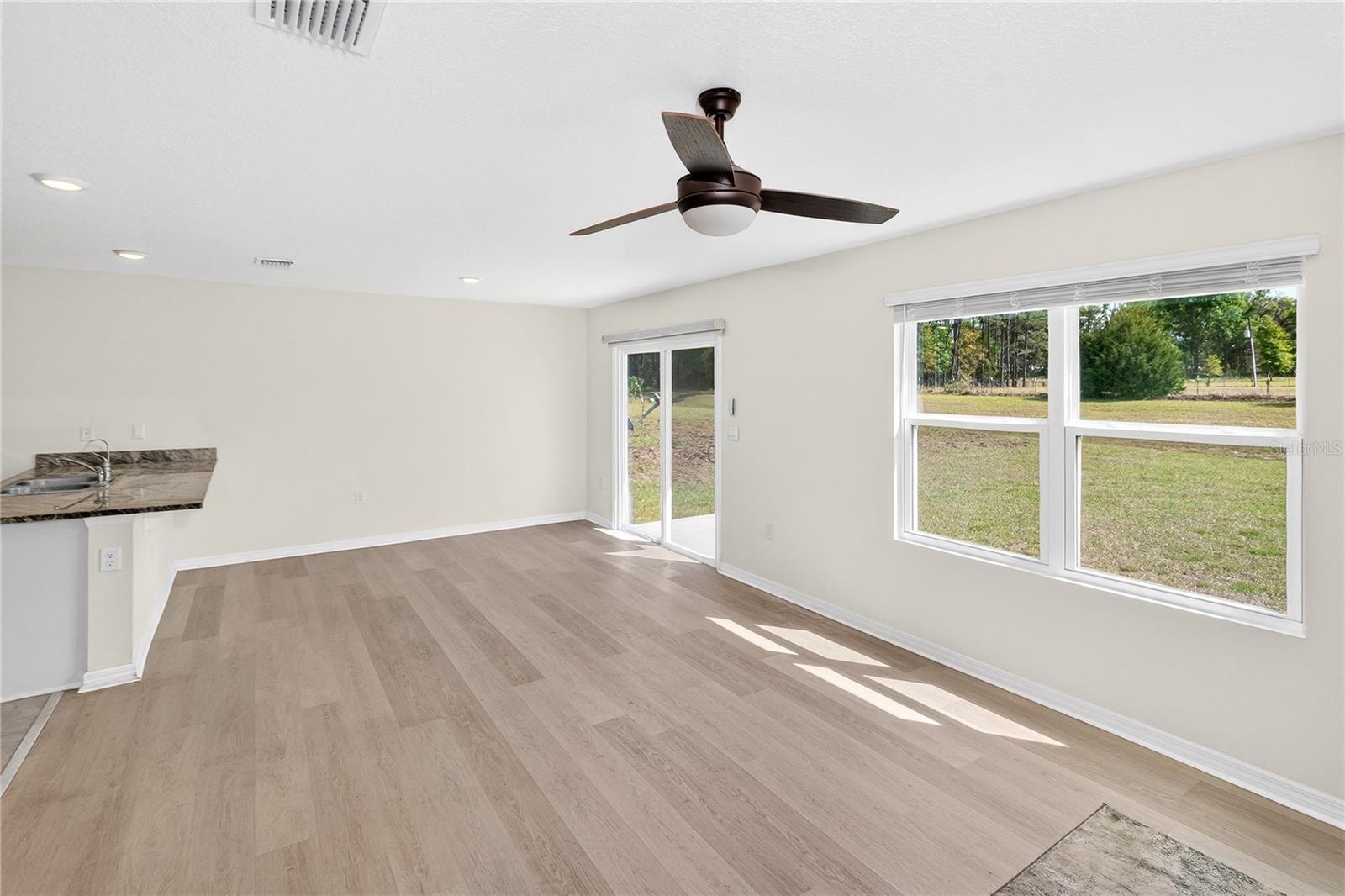 BRIARWOOD PH 1 PB 37 PG 33 - Residential