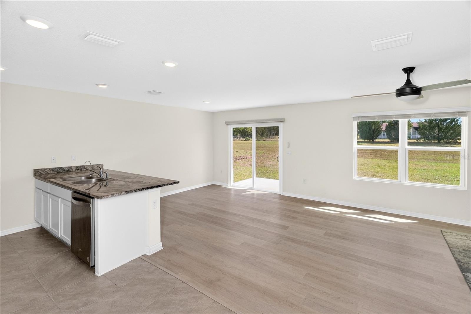 BRIARWOOD PH 1 PB 37 PG 33 - Residential